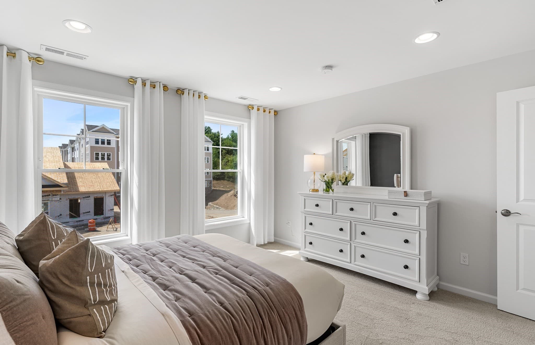 Condominium at 16 Weathervane Drive # 023, Walpole MA 02081, Walpole, photo 25 of 28