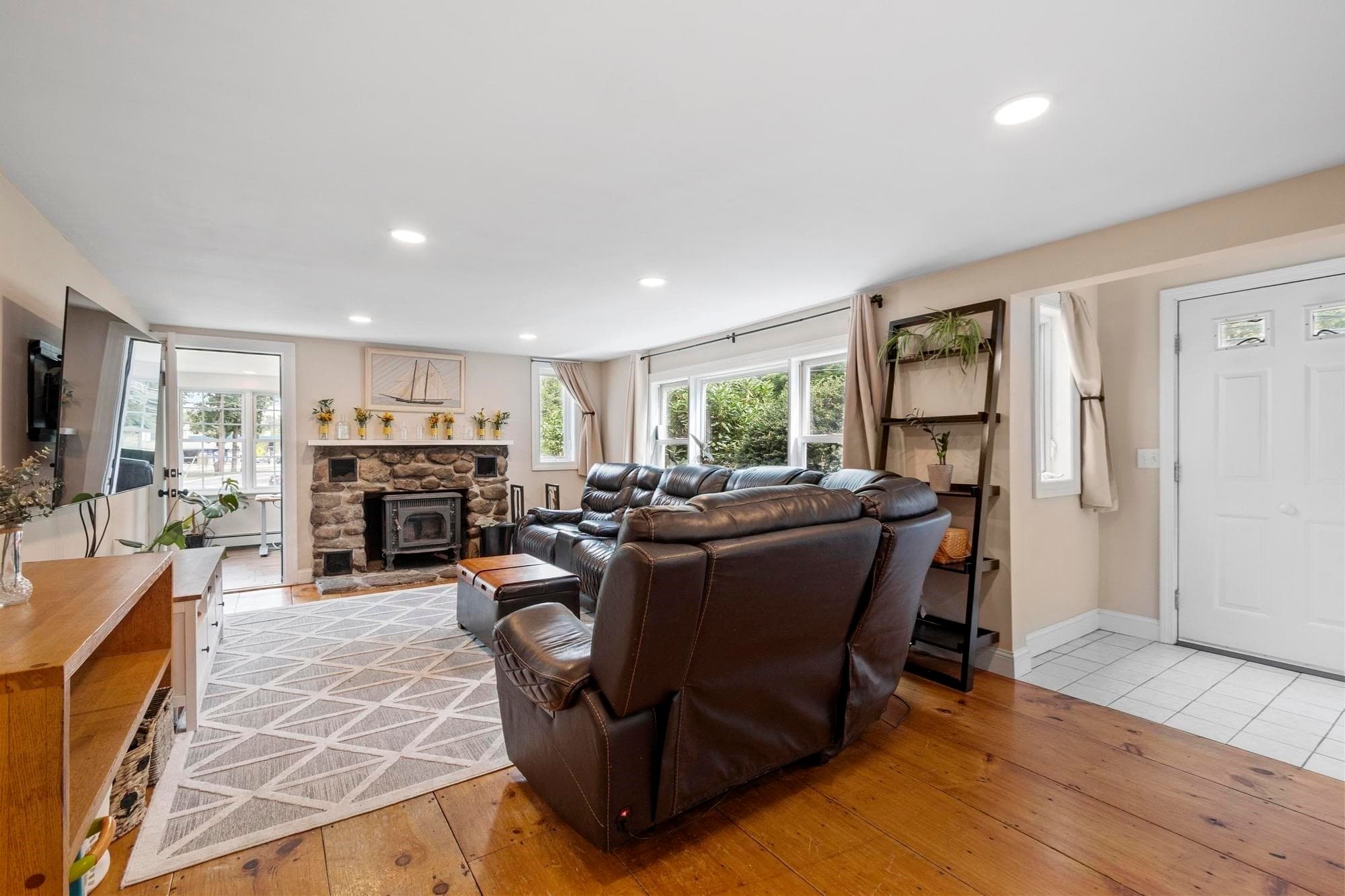 Single Family Residence at 200 Main St, Acton MA 01720, Acton, photo 16 of 41
