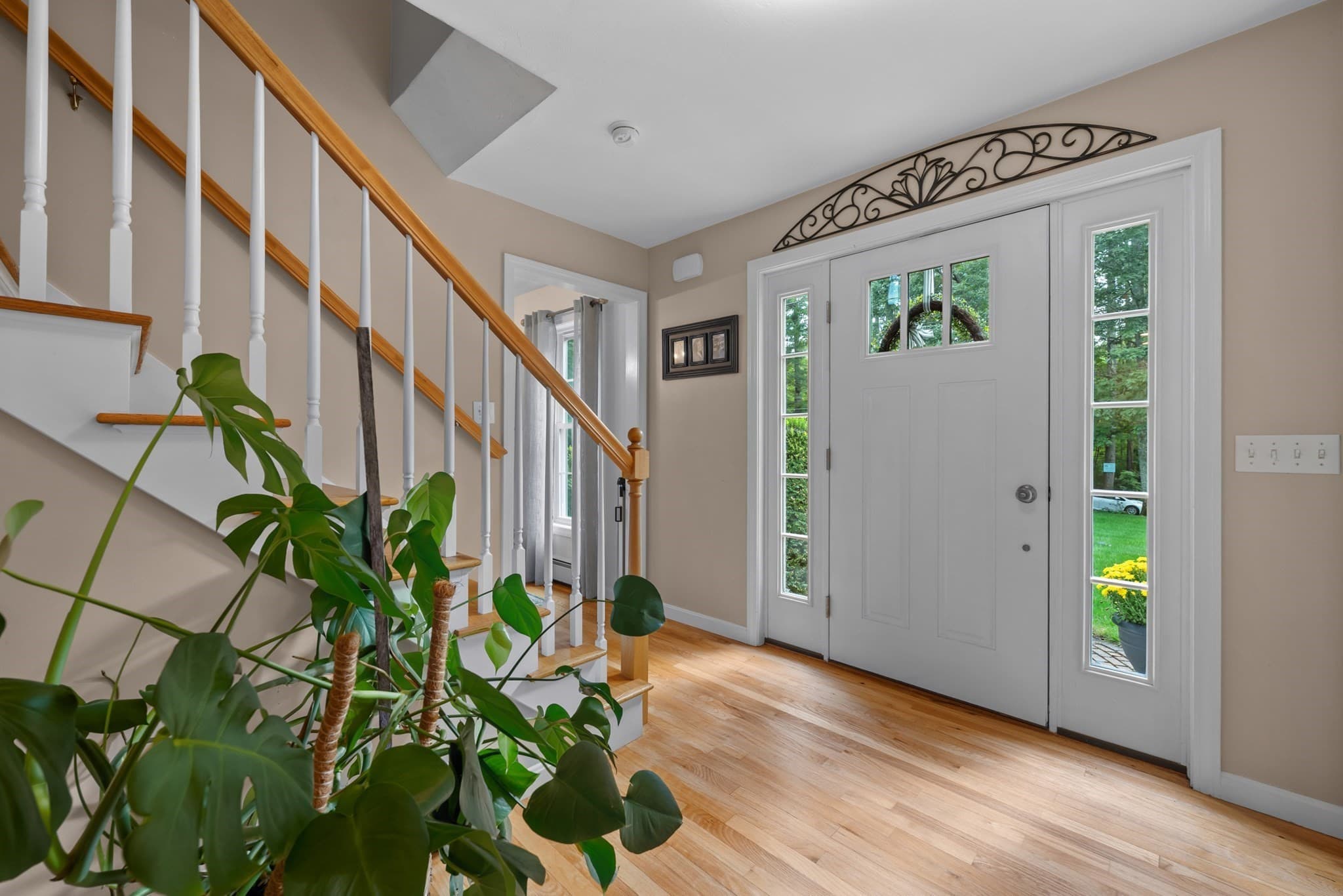 Single Family Residence at 114 Elmwood Avenue, Holden MA 01520, Holden, photo 8 of 40