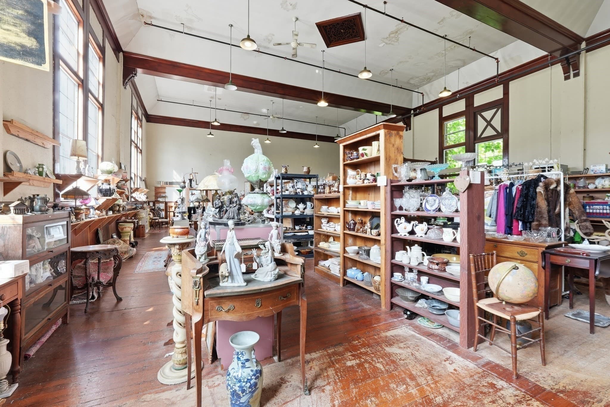 Commercial Sale at 572 Main St, Sturbridge MA 01518, photo 11 of 41