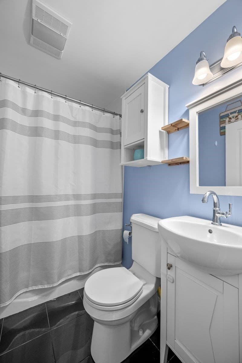 Condominium at 26 Village Street Unit 3, Marblehead MA 01945, Marblehead, photo 17 of 26