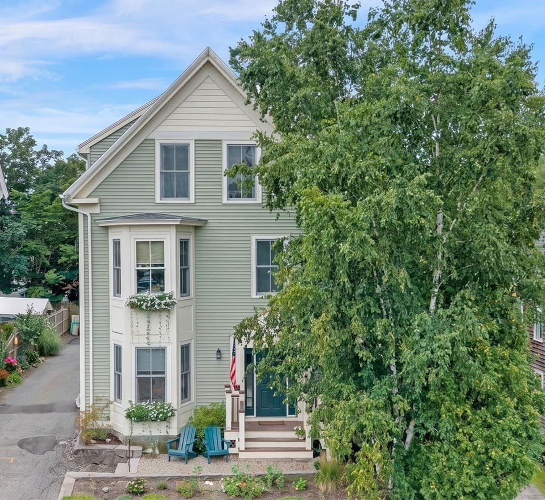 26 Village Street Unit 3, Marblehead MA 01945