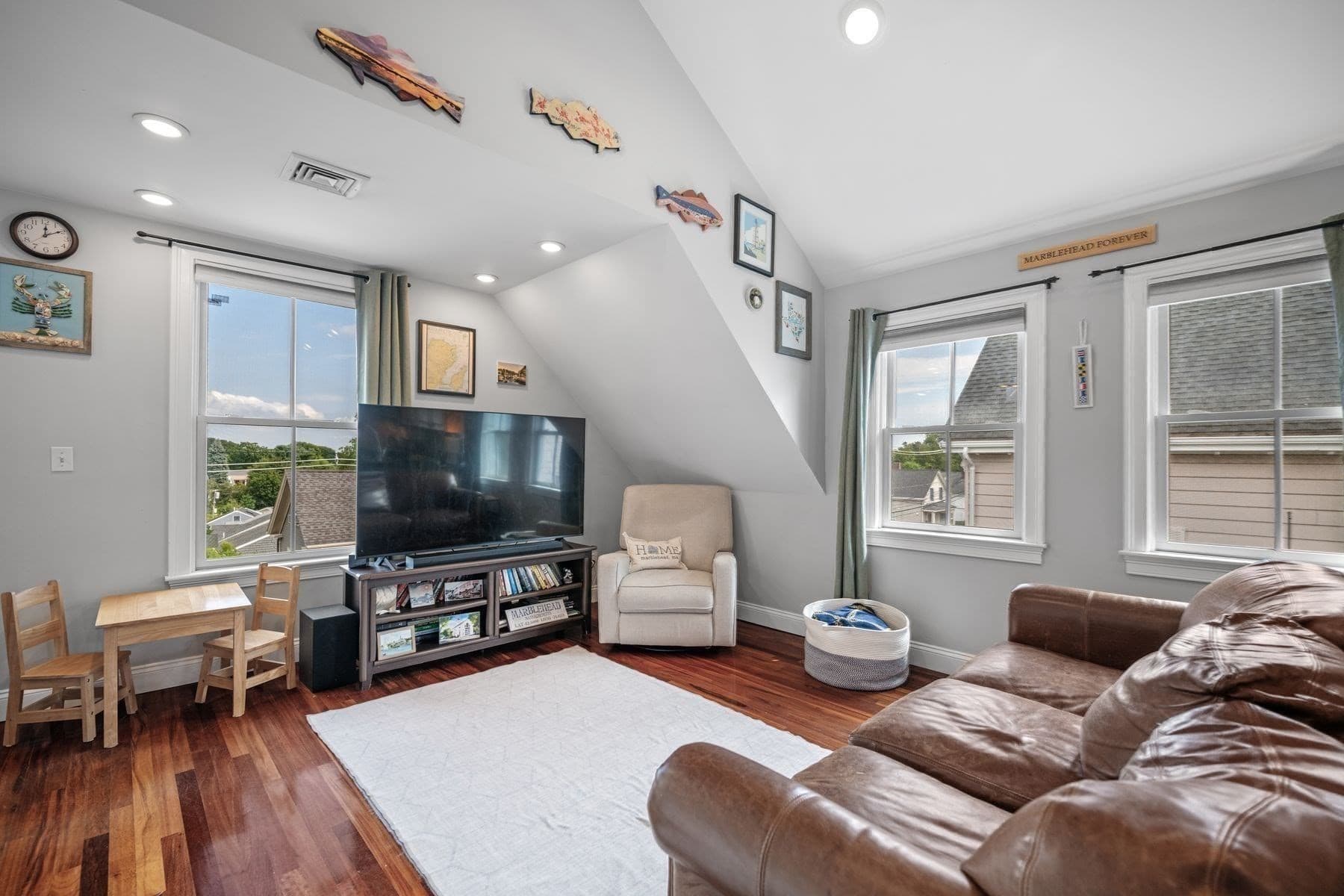 Condominium at 26 Village Street Unit 3, Marblehead MA 01945, Marblehead, photo 8 of 26