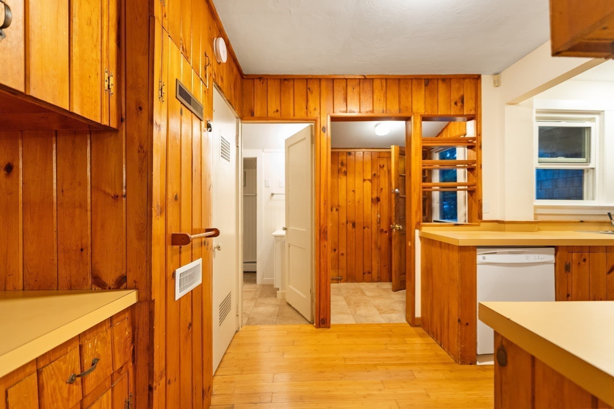 Single Family Residence at 5 Wampanoag Dr, Fairhaven MA 02719, Fairhaven, photo 13 of 29