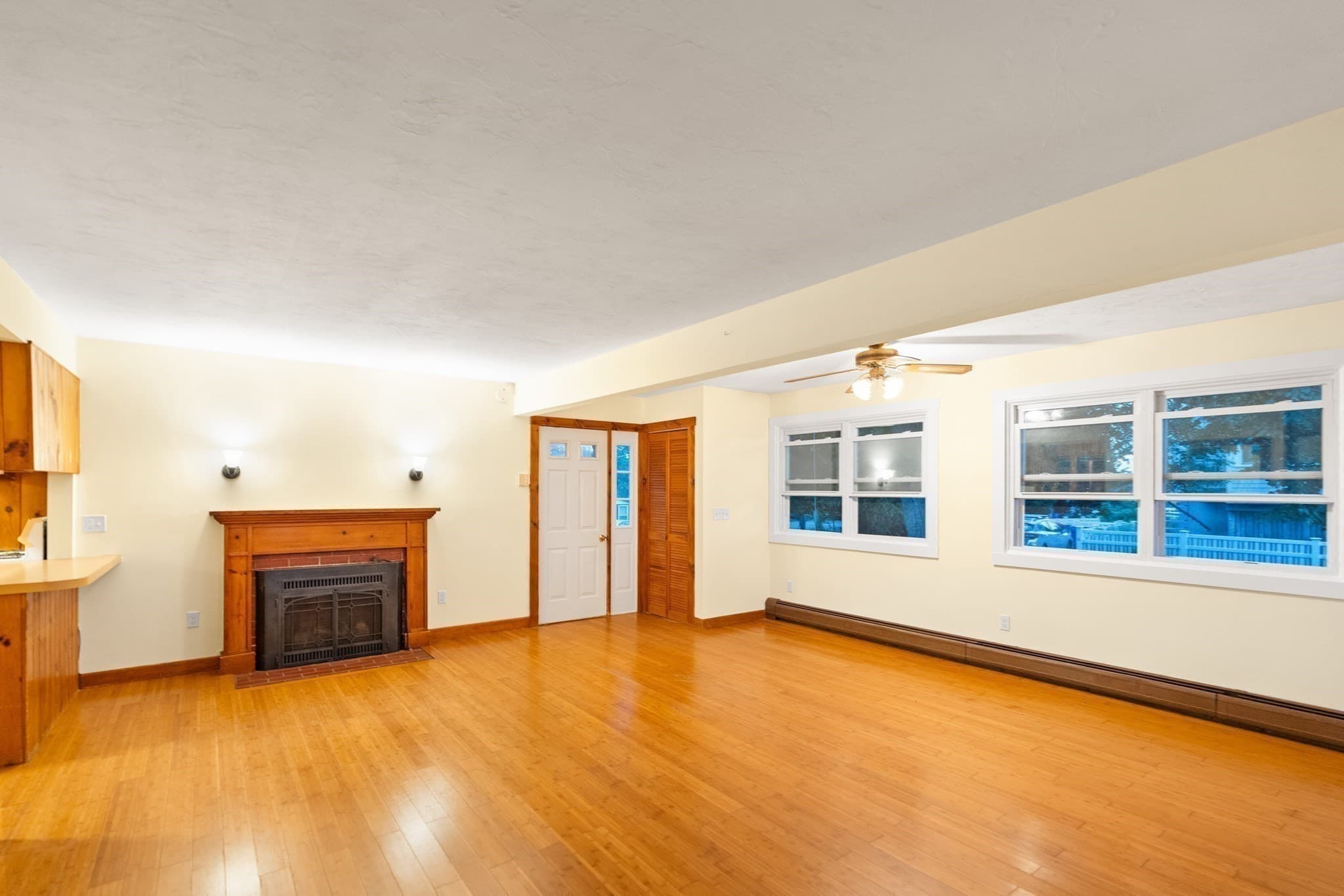 Single Family Residence at 5 Wampanoag Dr, Fairhaven MA 02719, Fairhaven, photo 7 of 29