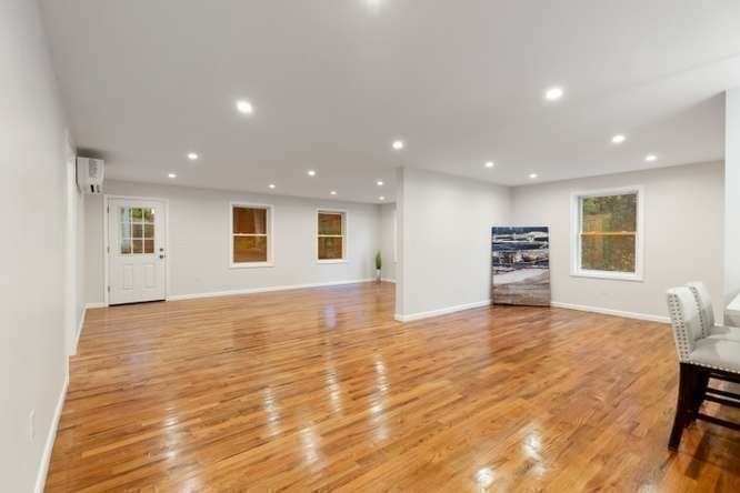 Single Family Residence at 96 Old Essex Rd, Manchester MA 01944, Manchester, photo 5 of 34