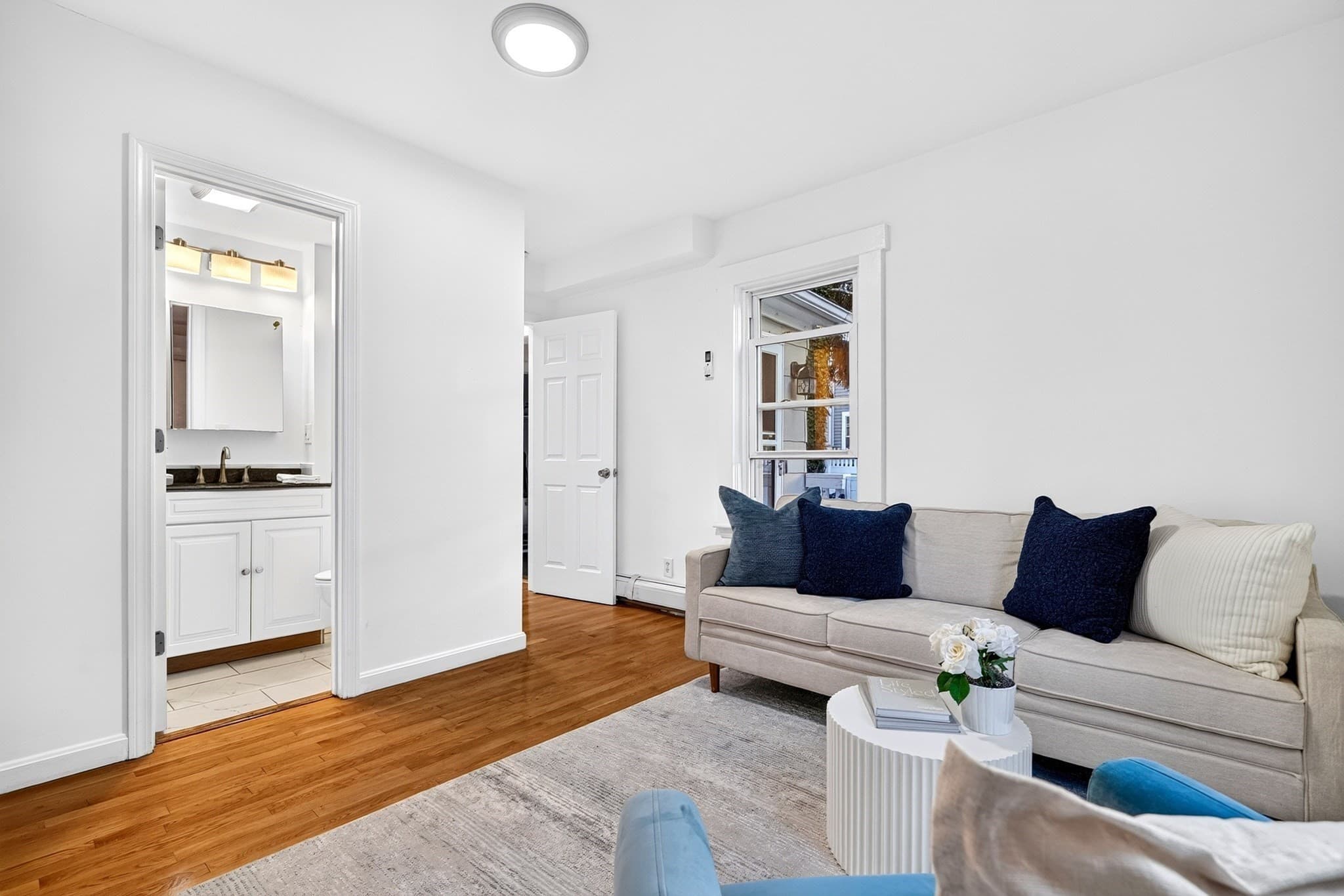 Condex at 23 Shepard Ct # 23, Winchester MA 01890, Winchester, photo 6 of 36