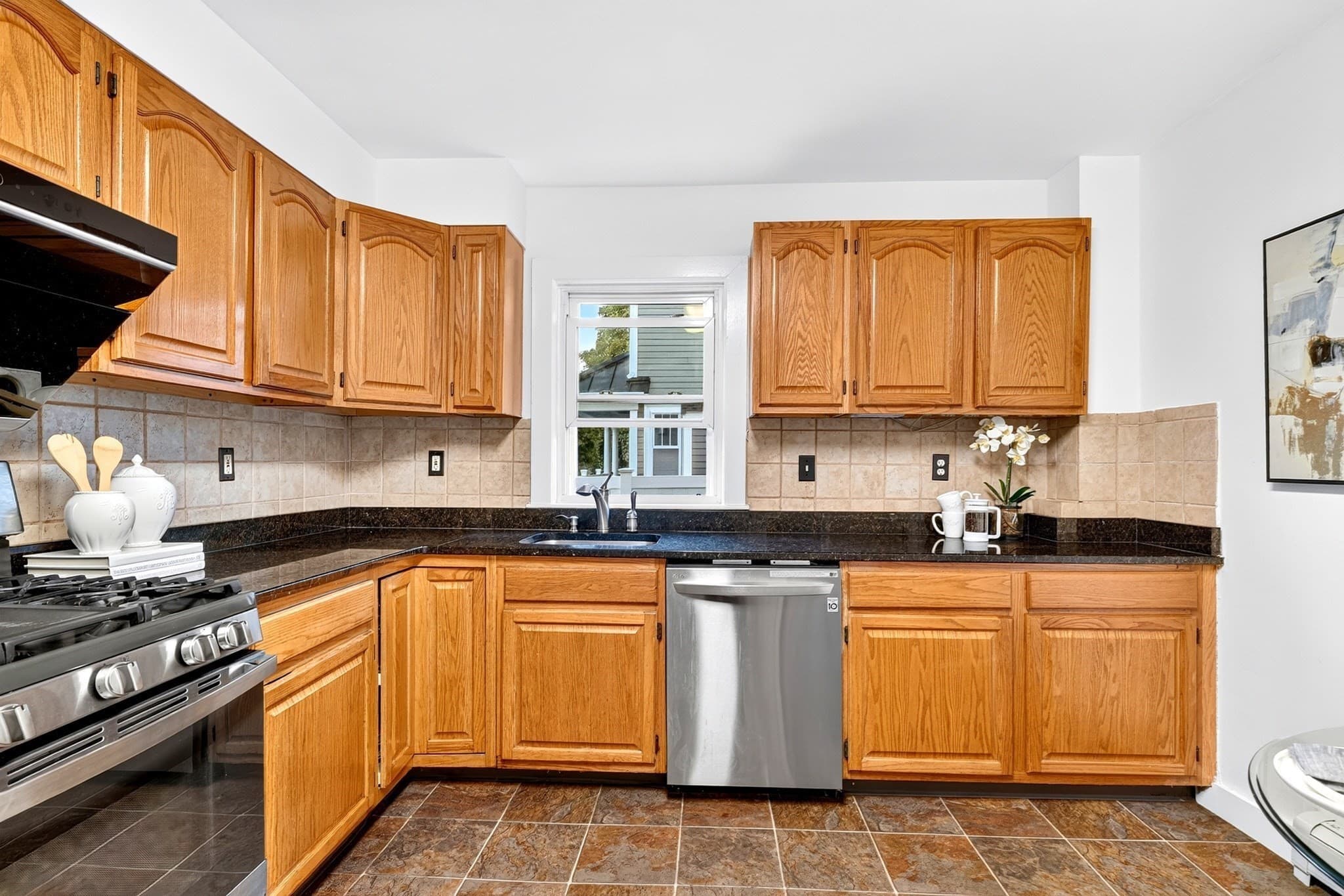 Condex at 23 Shepard Ct # 23, Winchester MA 01890, Winchester, photo 7 of 36