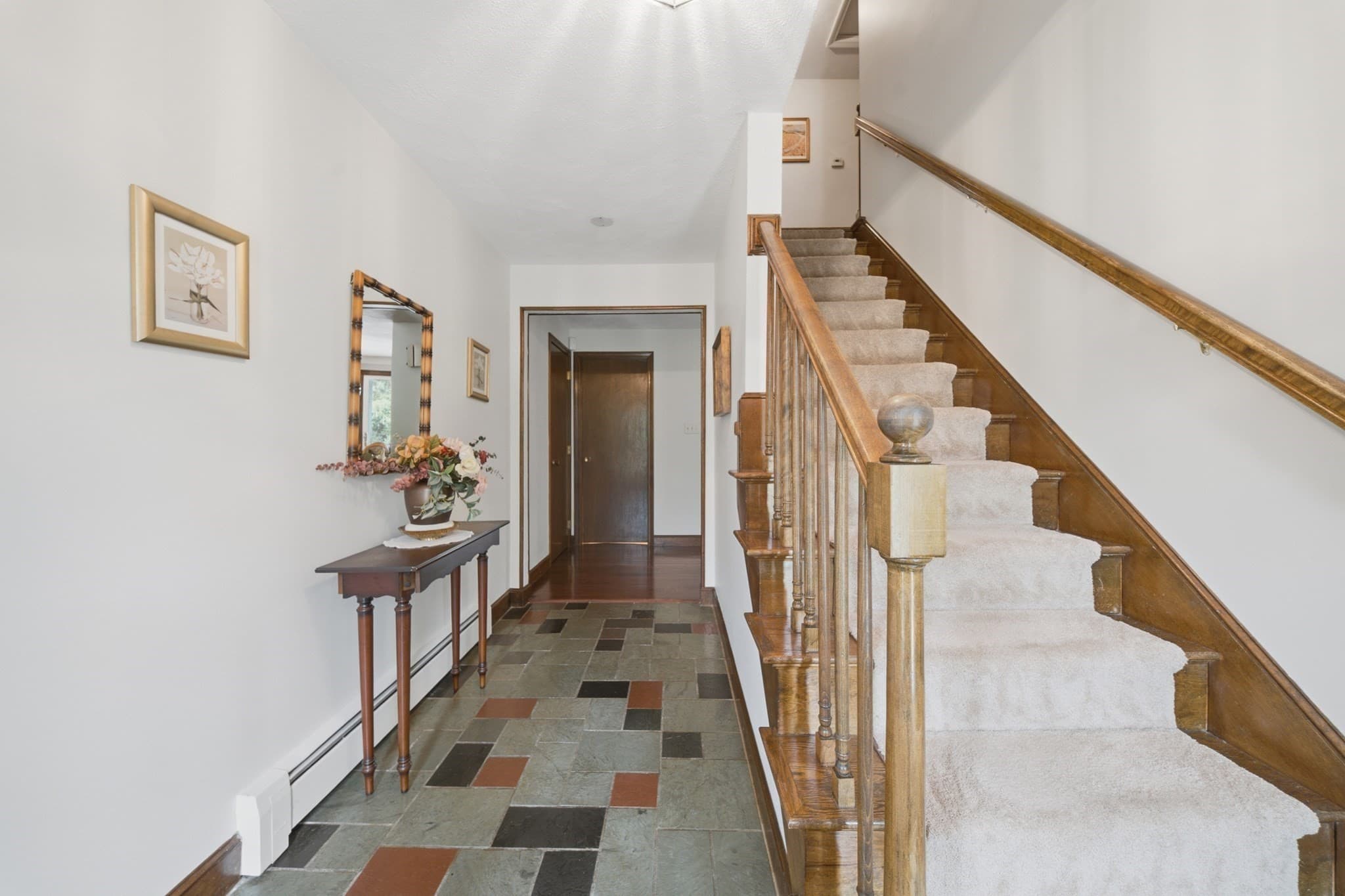 Single Family Residence at 9 Sparhawk Dr., Burlington MA 01803, Burlington, photo 16 of 42