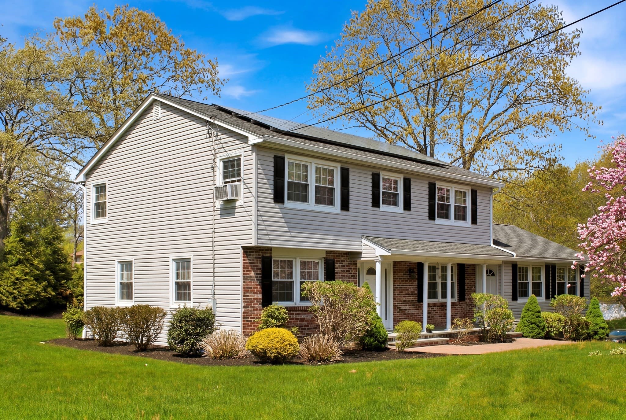 9 Sparhawk Dr., Burlington MA 01803