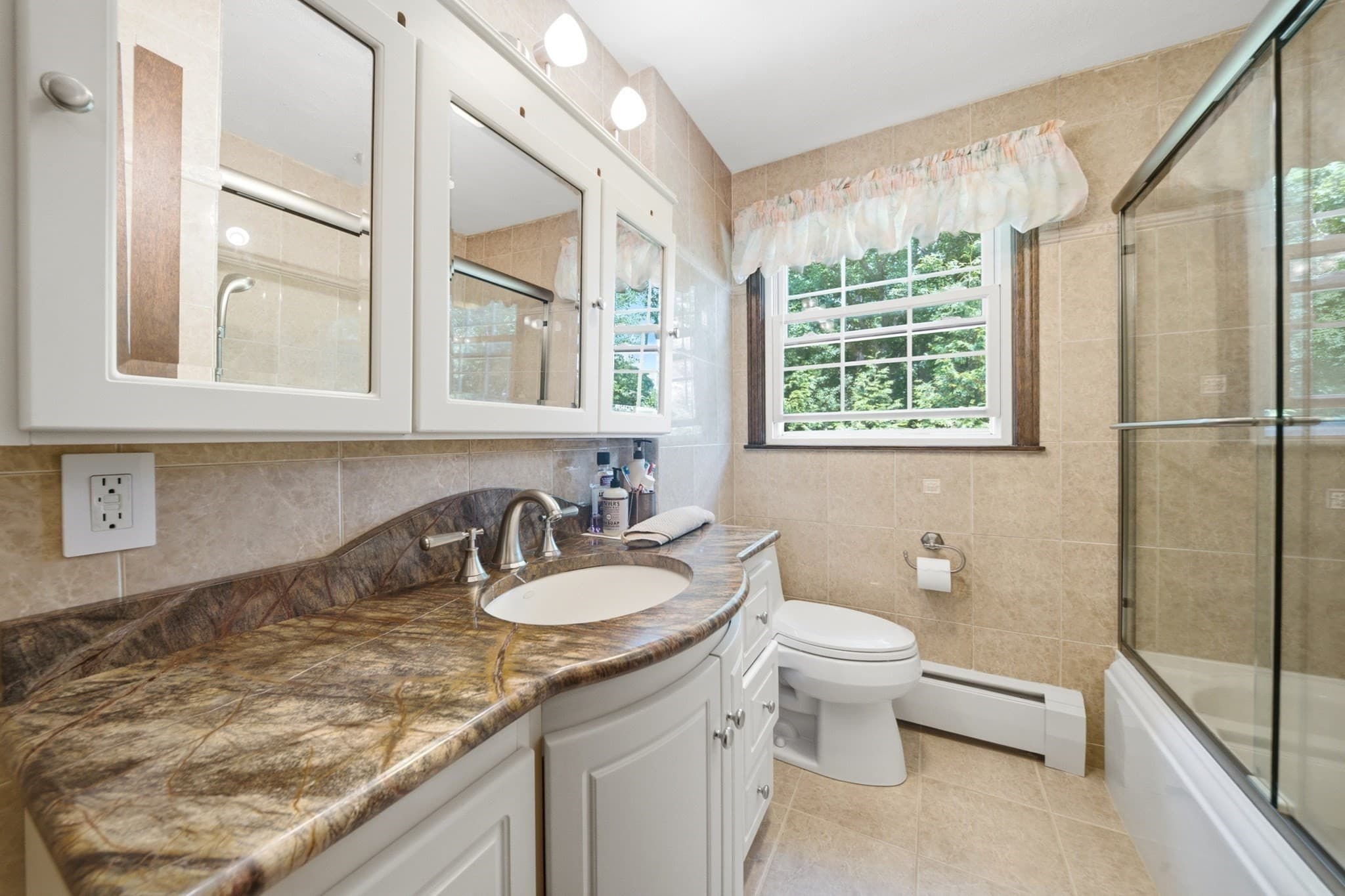 Single Family Residence at 9 Sparhawk Dr., Burlington MA 01803, Burlington, photo 33 of 42
