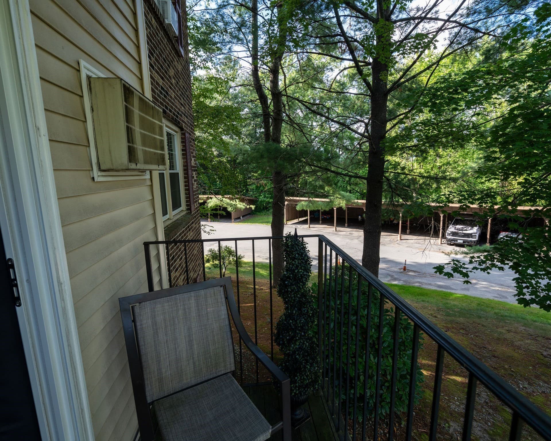 Condominium at 6 Autumn Leaf Dr # 18, Nashua NH 03060, Nashua, photo 27 of 29