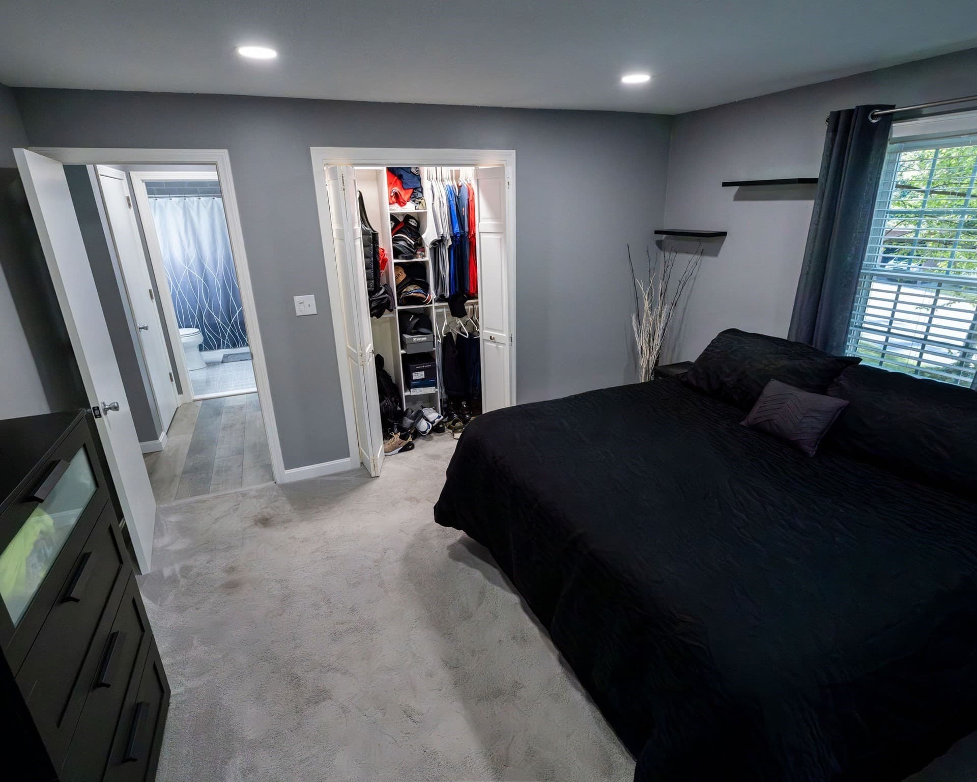 Condominium at 6 Autumn Leaf Dr # 18, Nashua NH 03060, Nashua, photo 13 of 29