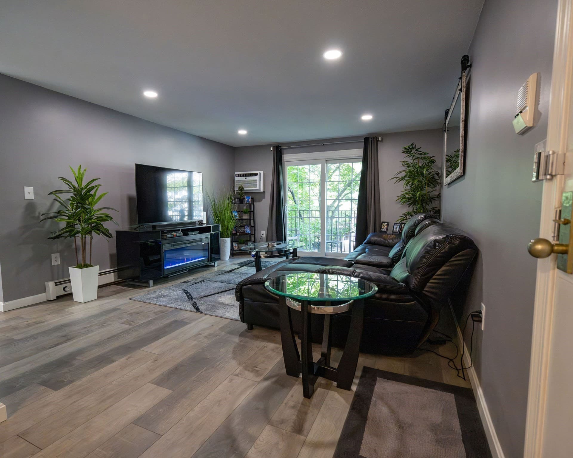 Condominium at 6 Autumn Leaf Dr # 18, Nashua NH 03060, Nashua, photo 7 of 29