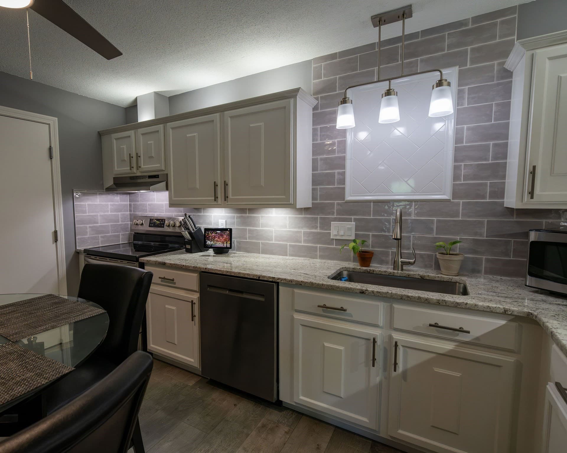 Condominium at 6 Autumn Leaf Dr # 18, Nashua NH 03060, Nashua, photo 3 of 29