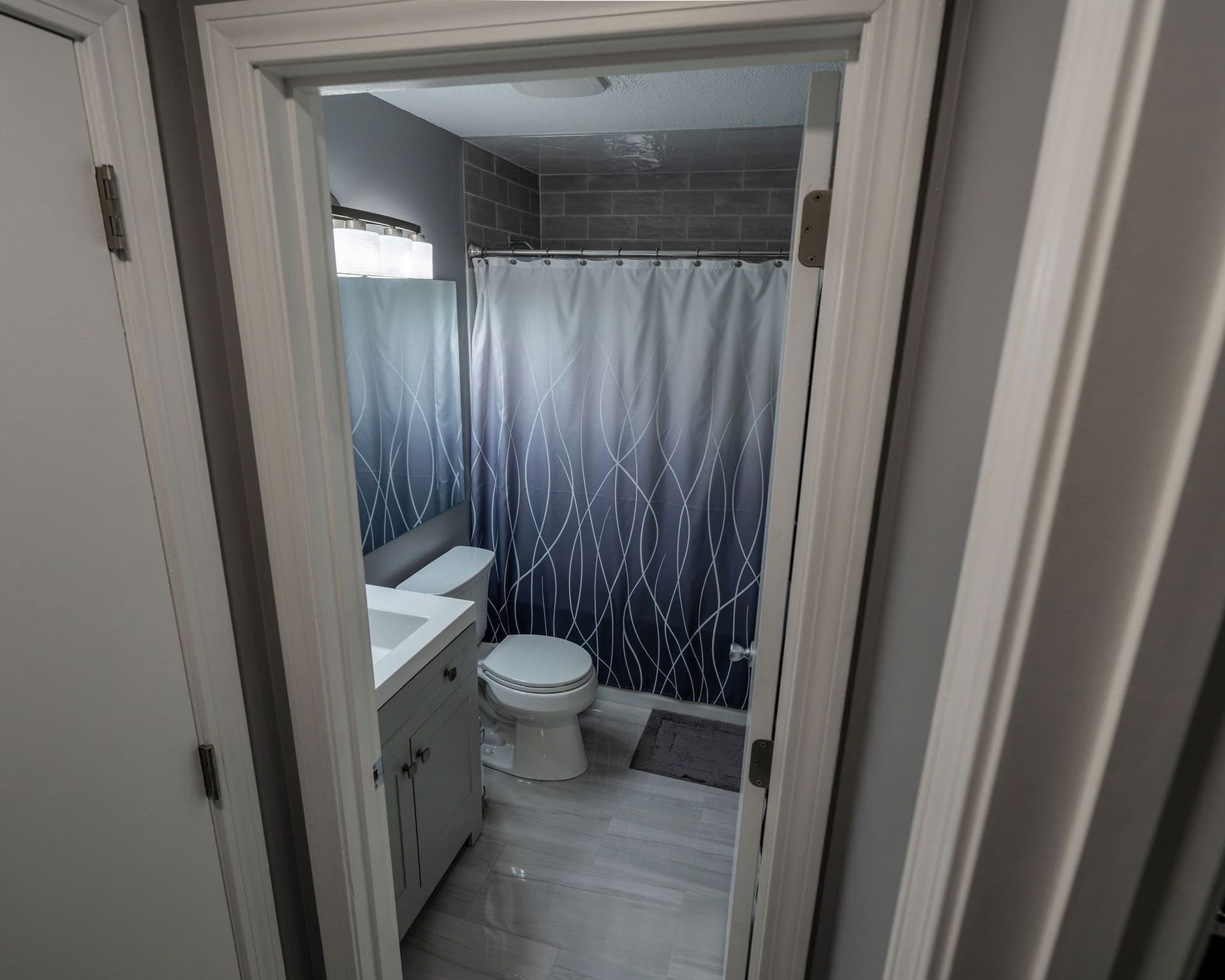 Condominium at 6 Autumn Leaf Dr # 18, Nashua NH 03060, Nashua, photo 8 of 29