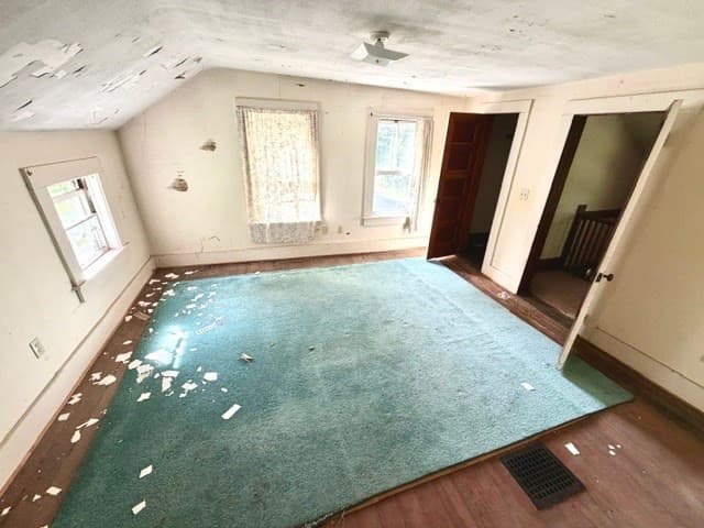 Single Family Residence at 501 Coles Meadow Road, Northampton MA 01060, Northampton, photo 7 of 8