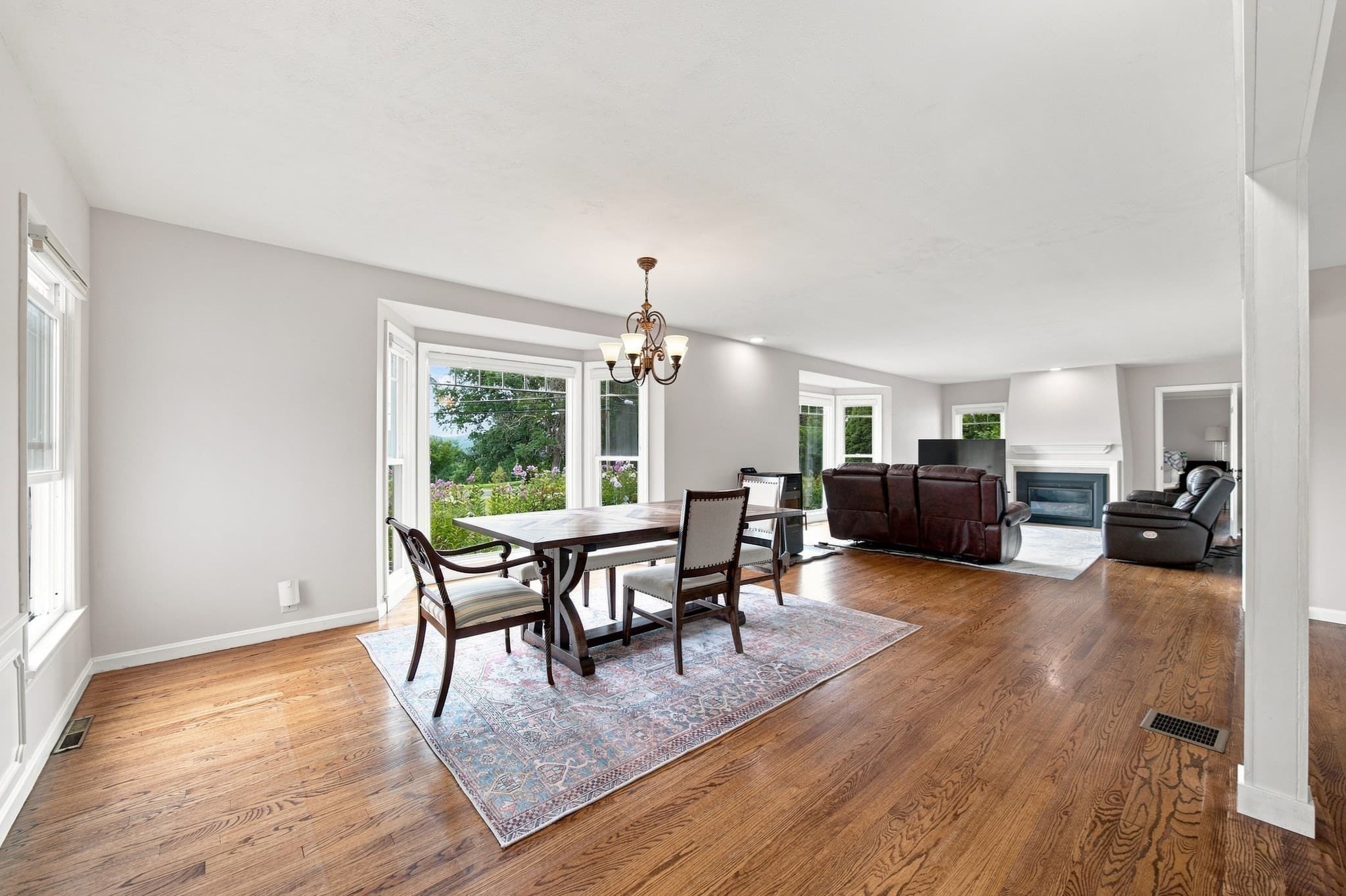 Single Family Residence at 597 Hall Hill Rd, Somers CT 06071, photo 4 of 35