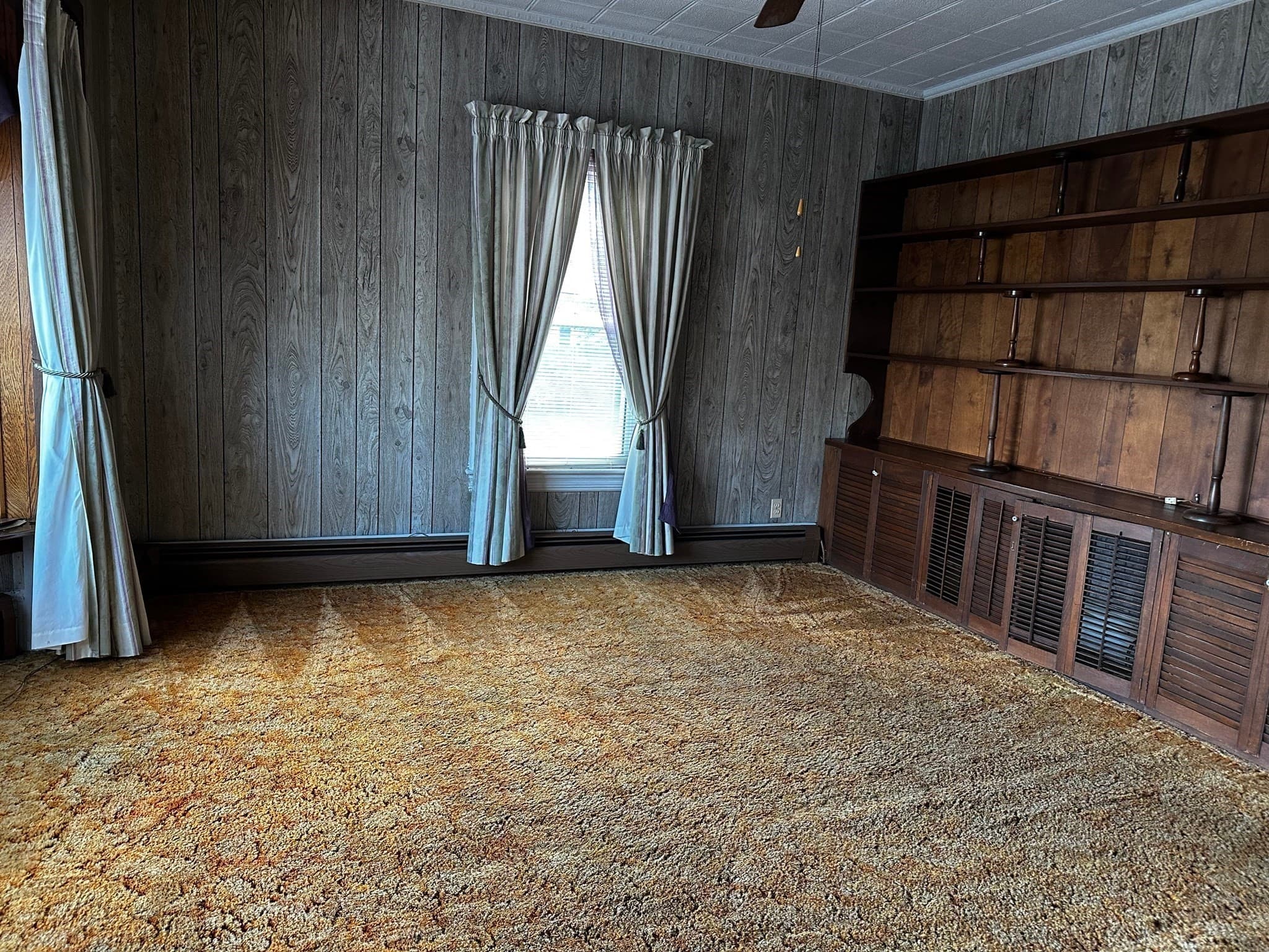 Single Family Residence at 168 Howard St, Lawrence MA 01841, Lawrence, photo 13 of 29