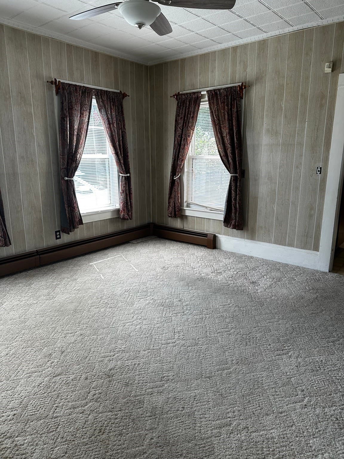 Single Family Residence at 168 Howard St, Lawrence MA 01841, Lawrence, photo 11 of 29