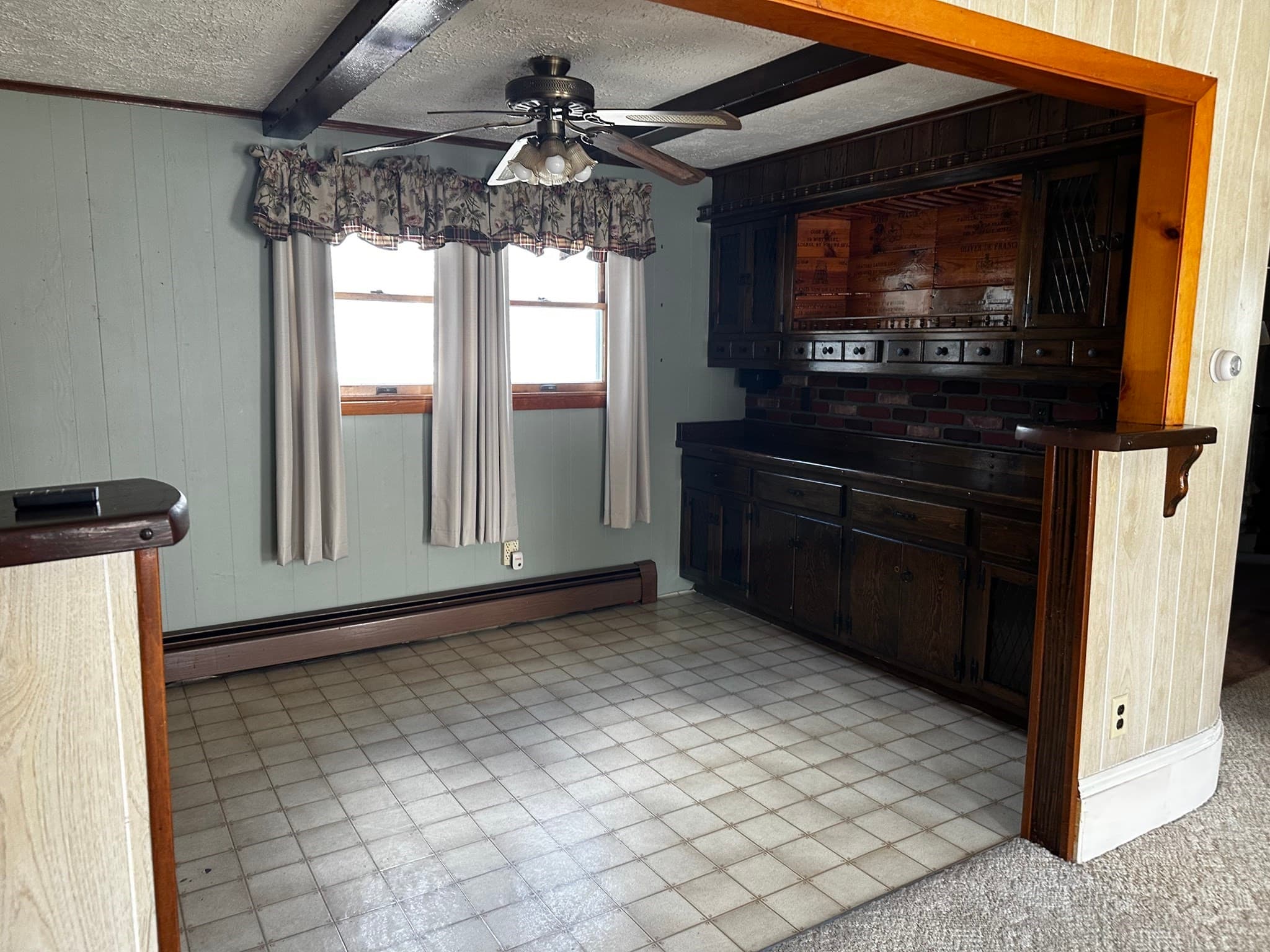 Single Family Residence at 168 Howard St, Lawrence MA 01841, Lawrence, photo 8 of 29