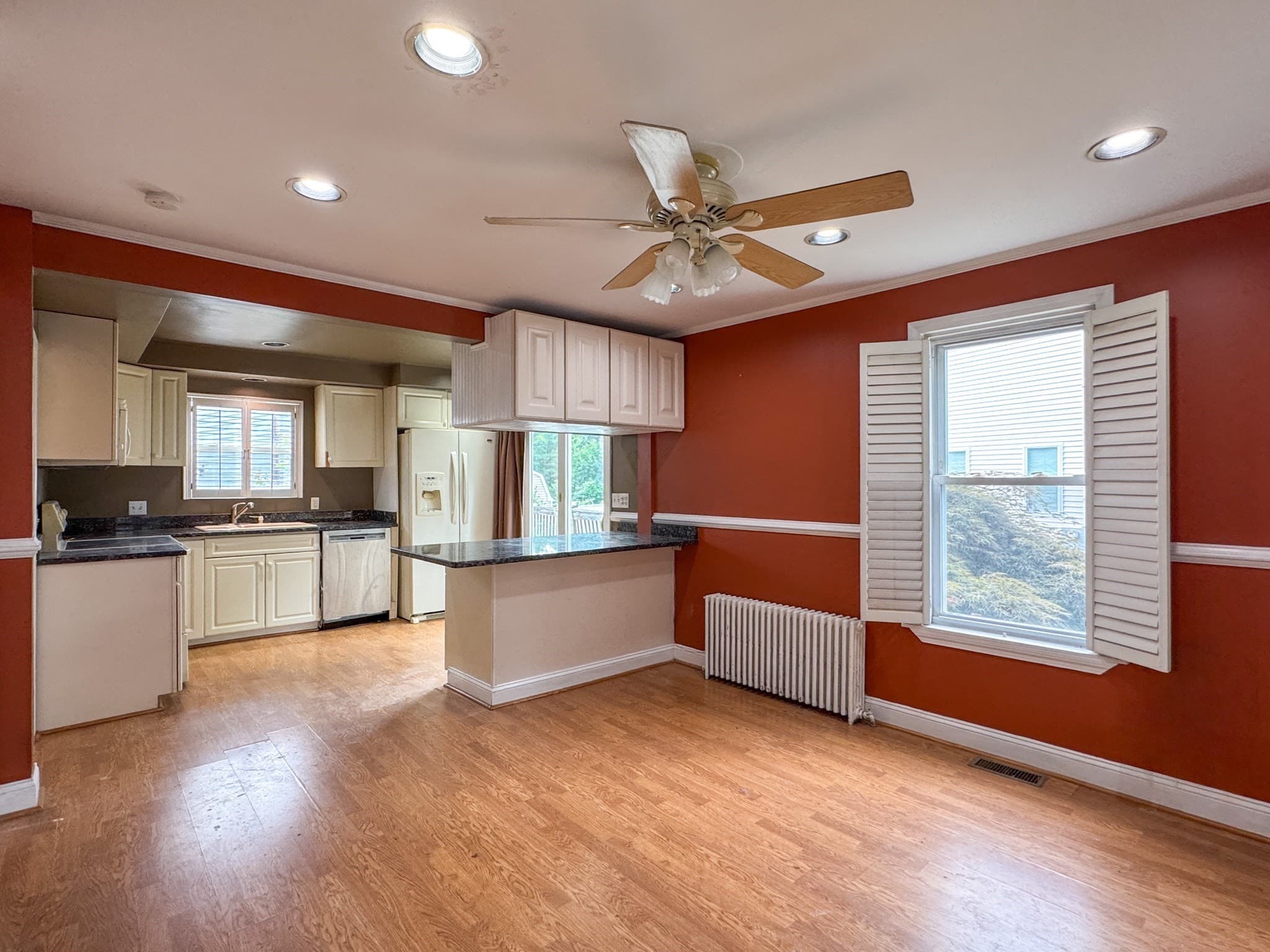 Single Family Residence at 116 Leedham St, Attleboro MA 02703, Attleboro, photo 9 of 27