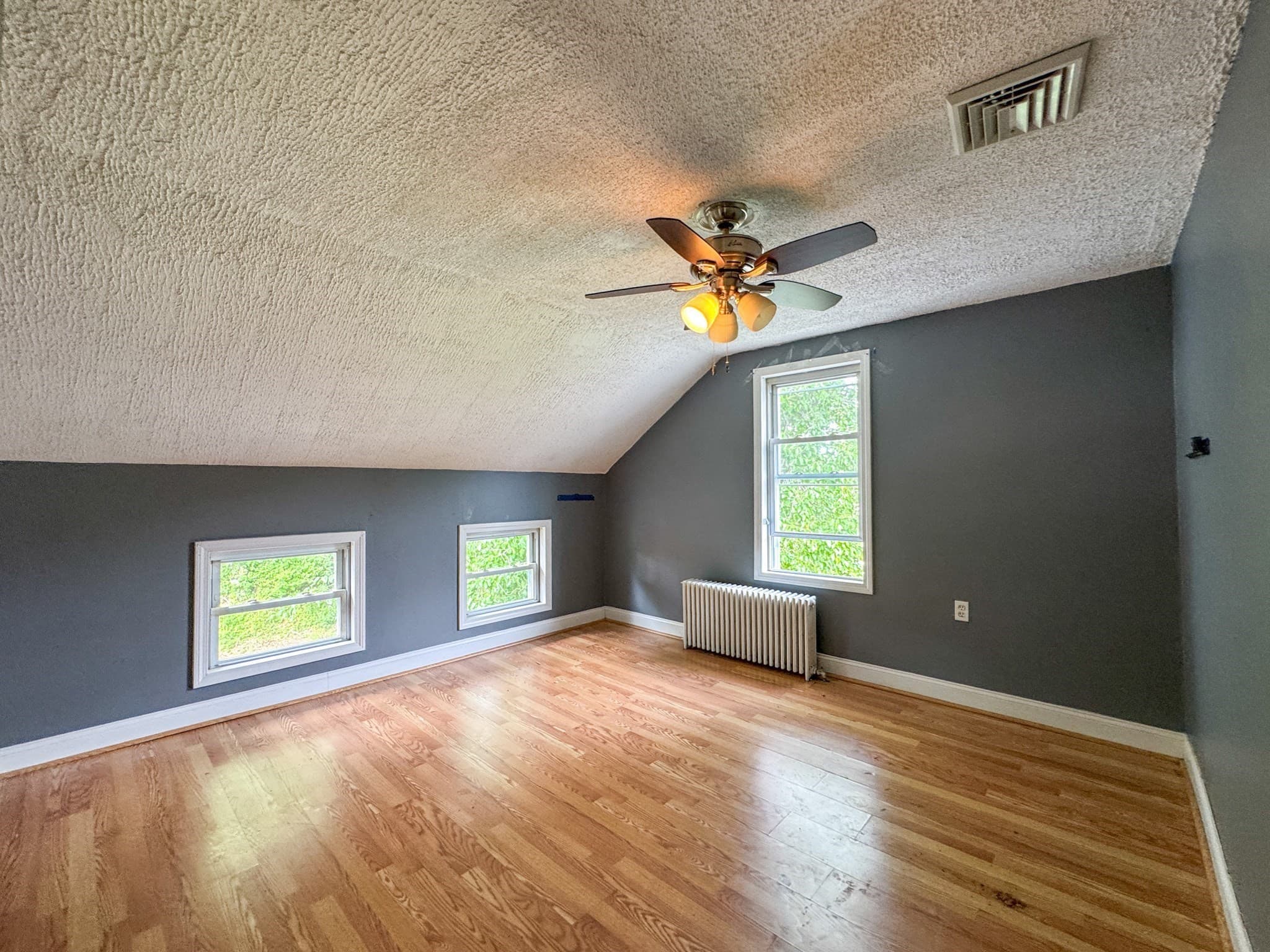 Single Family Residence at 116 Leedham St, Attleboro MA 02703, Attleboro, photo 18 of 27
