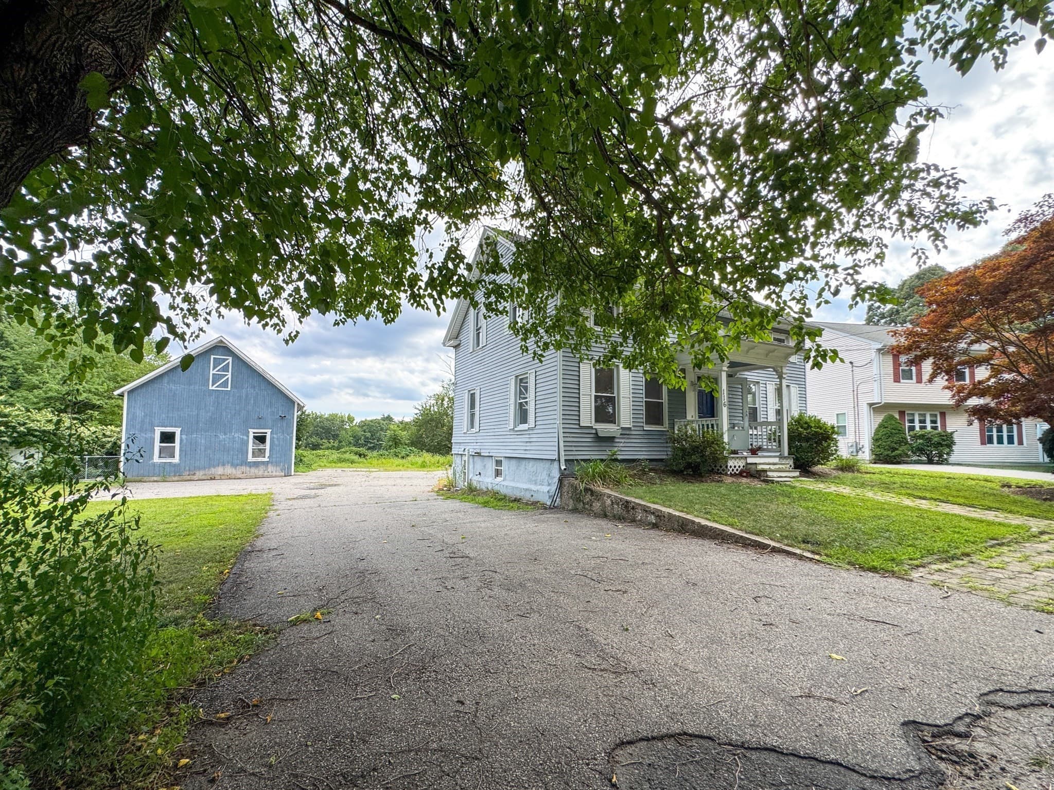 Single Family Residence at 116 Leedham St, Attleboro MA 02703, Attleboro, photo 4 of 27