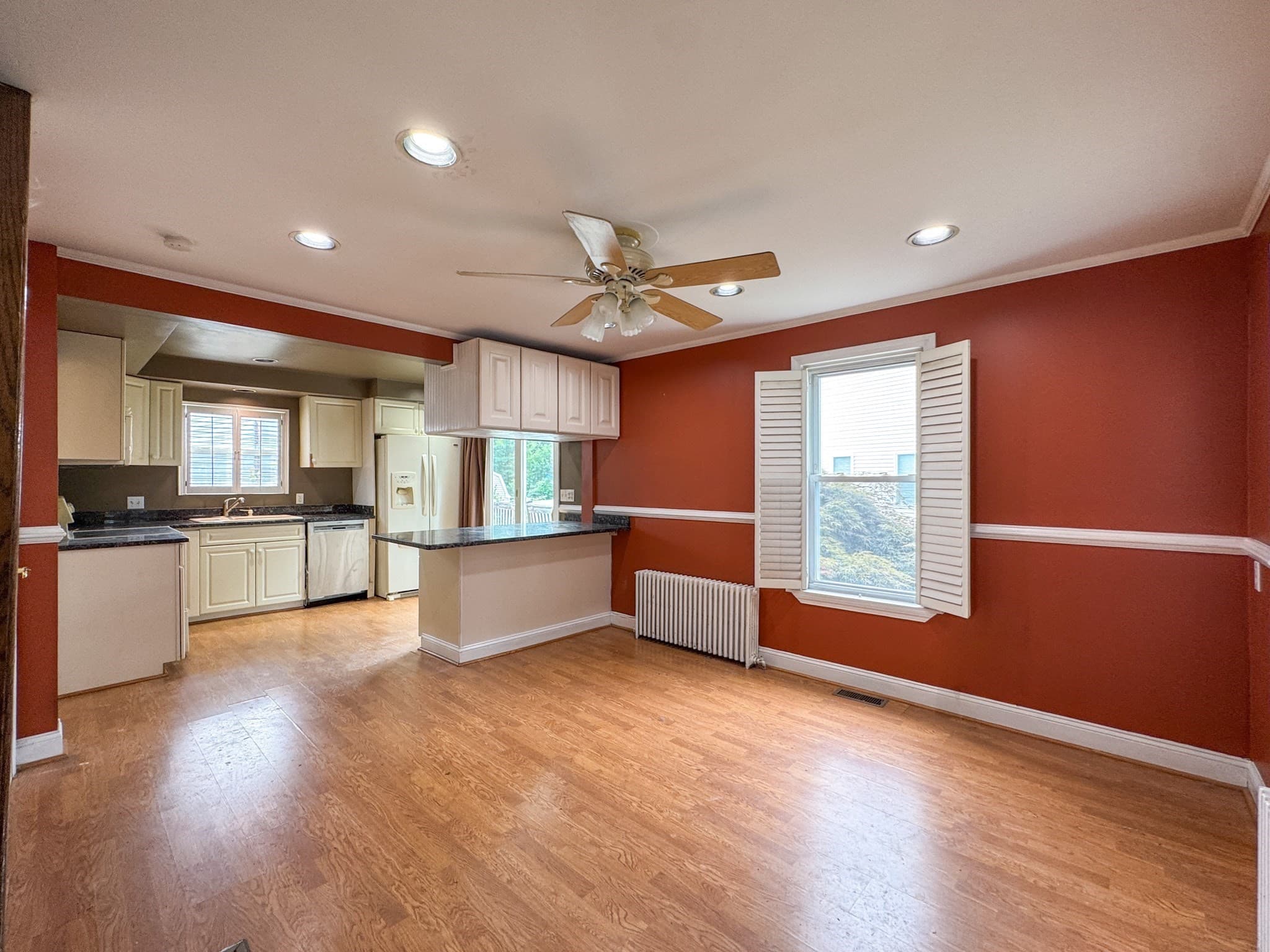 Single Family Residence at 116 Leedham St, Attleboro MA 02703, Attleboro, photo 8 of 27