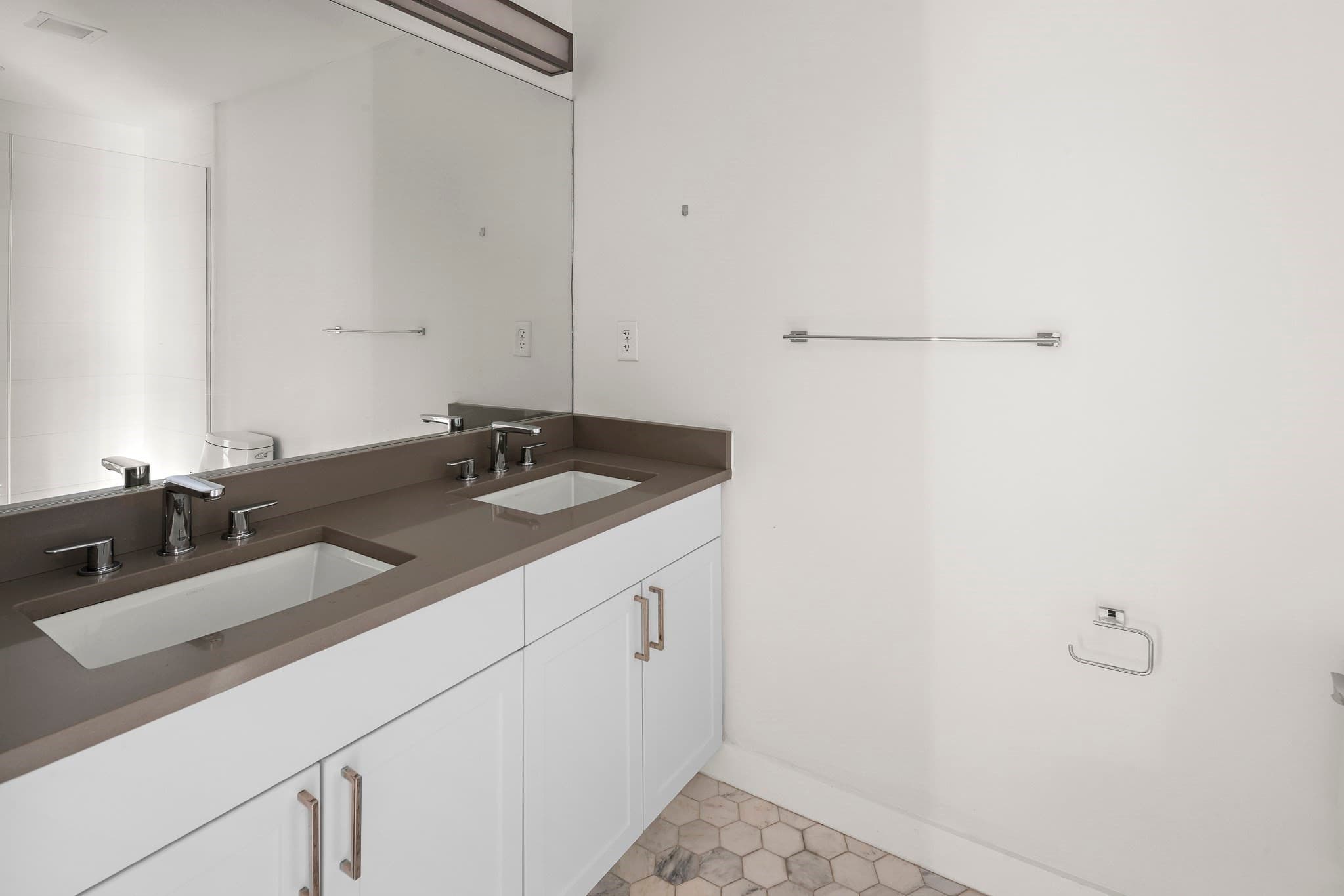 Condominium at 1650 Commonwealth Ave # 204, Boston MA 02135, photo 5 of 29
