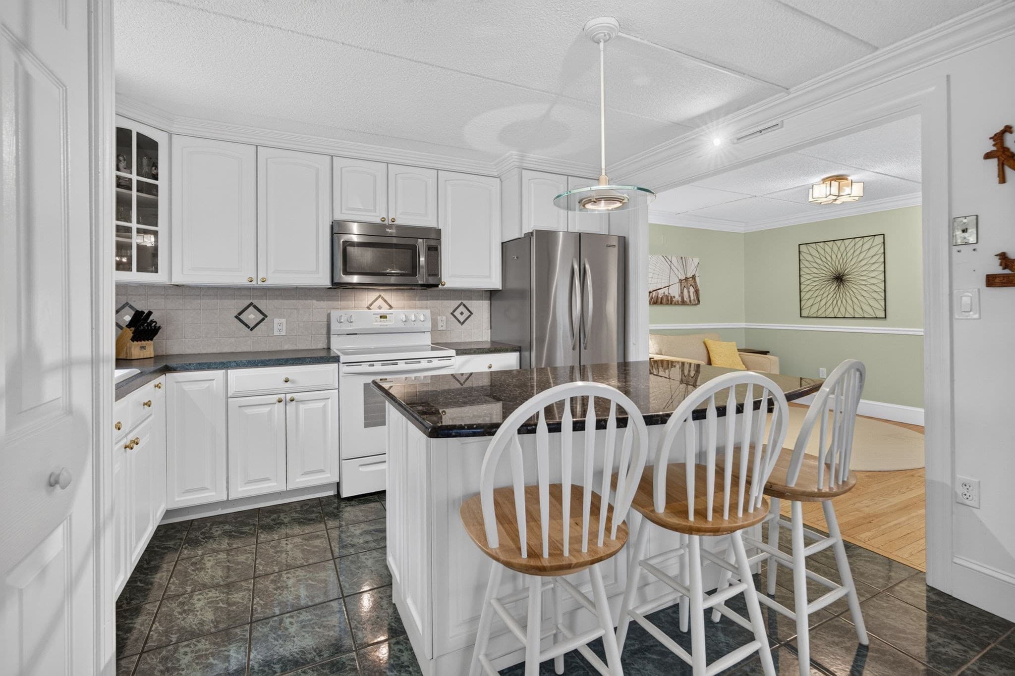 Condominium at 146 Marble St # 402, Stoneham MA 02180, Stoneham, photo 11 of 22