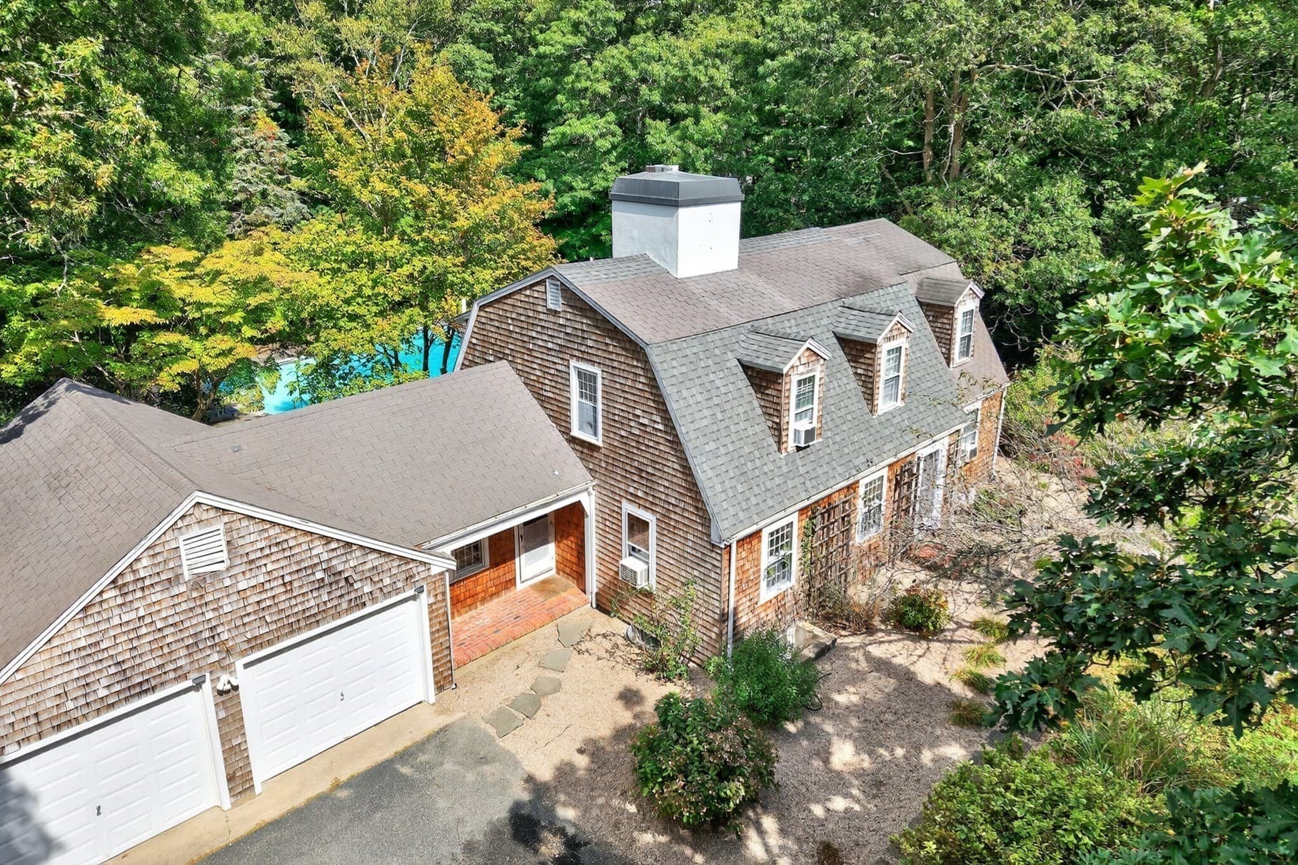 Single Family Residence at 13 Two Ponds Rd, Falmouth MA 02540, Falmouth, photo 2 of 38