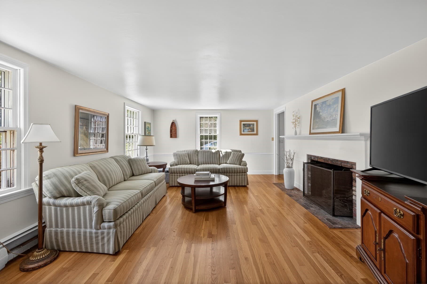 Single Family Residence at 13 Two Ponds Rd, Falmouth MA 02540, Falmouth, photo 10 of 38