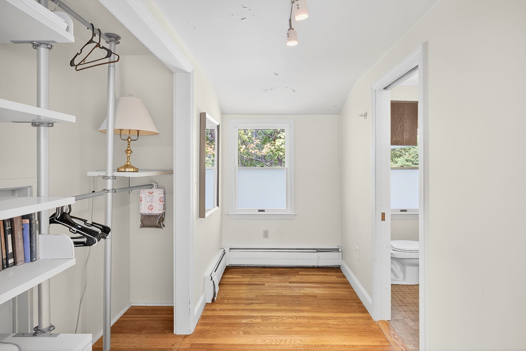 Single Family Residence at 13 Two Ponds Rd, Falmouth MA 02540, Falmouth, photo 19 of 38