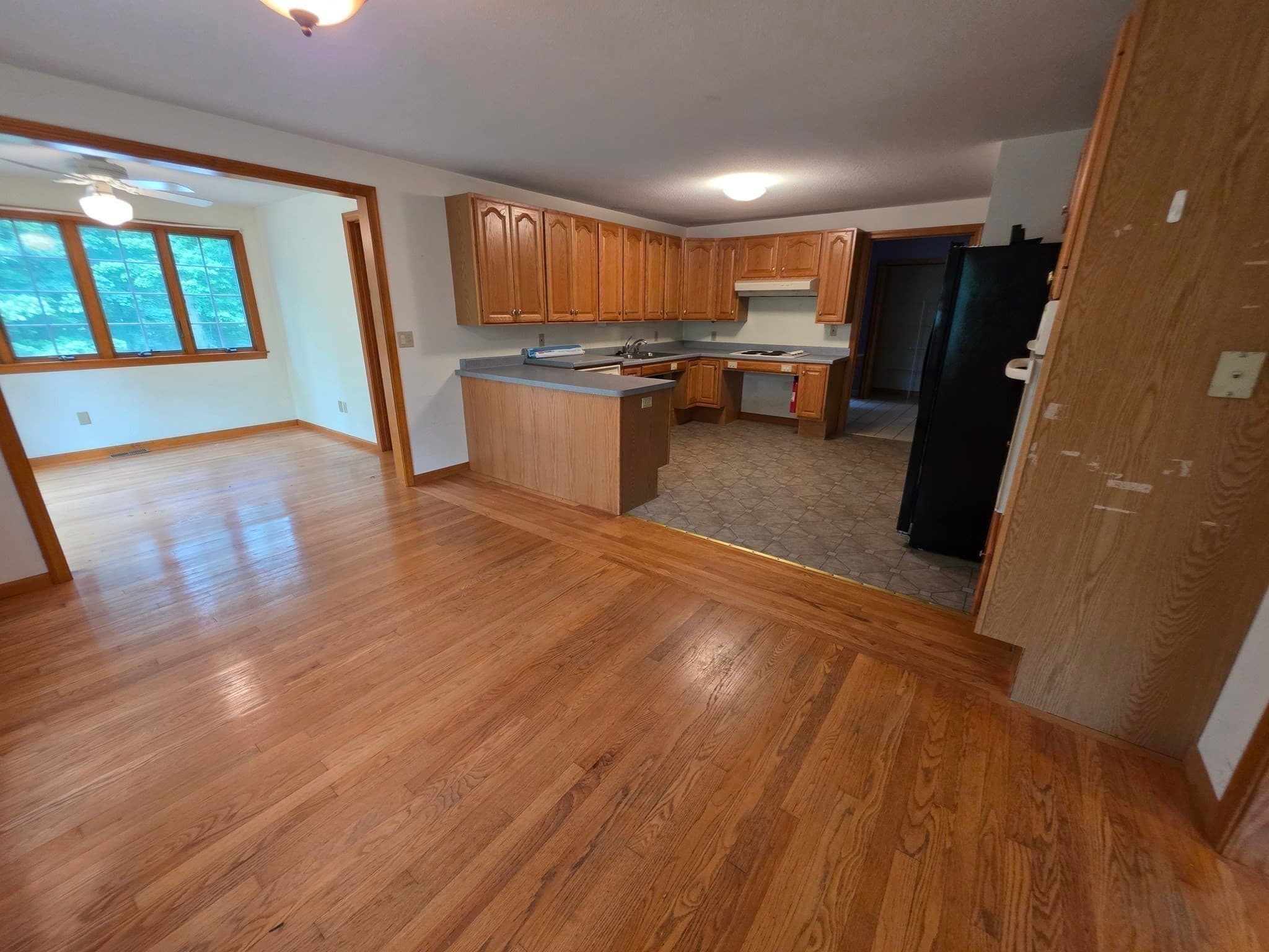 Single Family Residence at 947 Main St, Wilbraham MA 01095, Wilbraham, photo 23 of 42