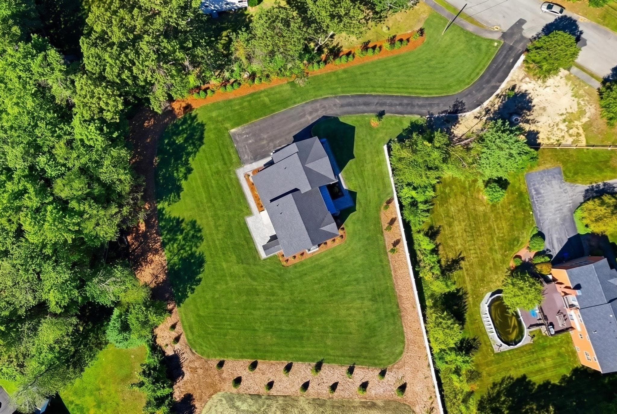 Single Family Residence at 90 Debra Drive, Tewksbury MA 01876, Tewksbury, photo 4 of 7