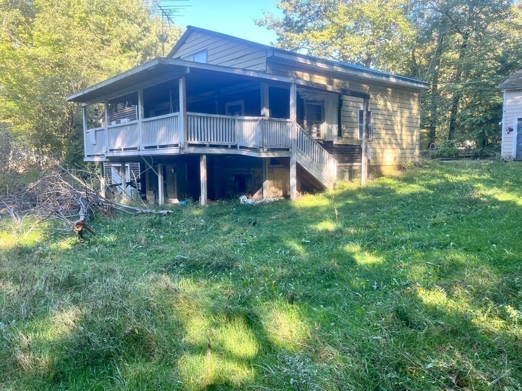Single Family Residence at 2 Woodland Ln, Spencer MA 01562, Spencer, photo 18 of 25