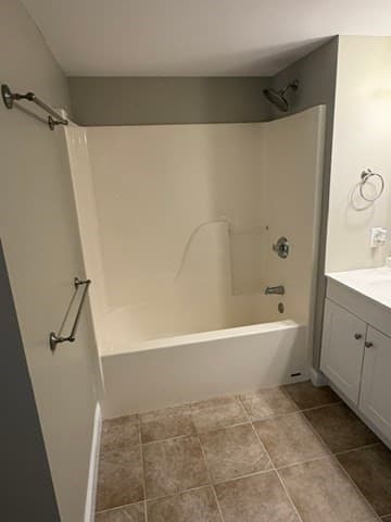 Condominium at 10 Crowninshield Street # 306, Peabody MA 01960, Peabody, photo 12 of 18