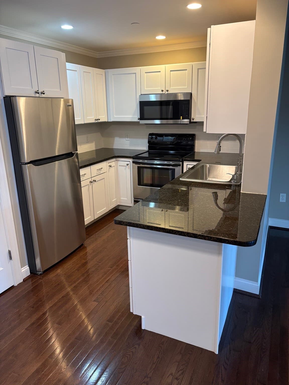 10 Crowninshield Street # 306, Peabody MA 01960