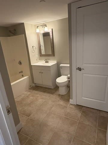 Condominium at 10 Crowninshield Street # 306, Peabody MA 01960, Peabody, photo 11 of 18