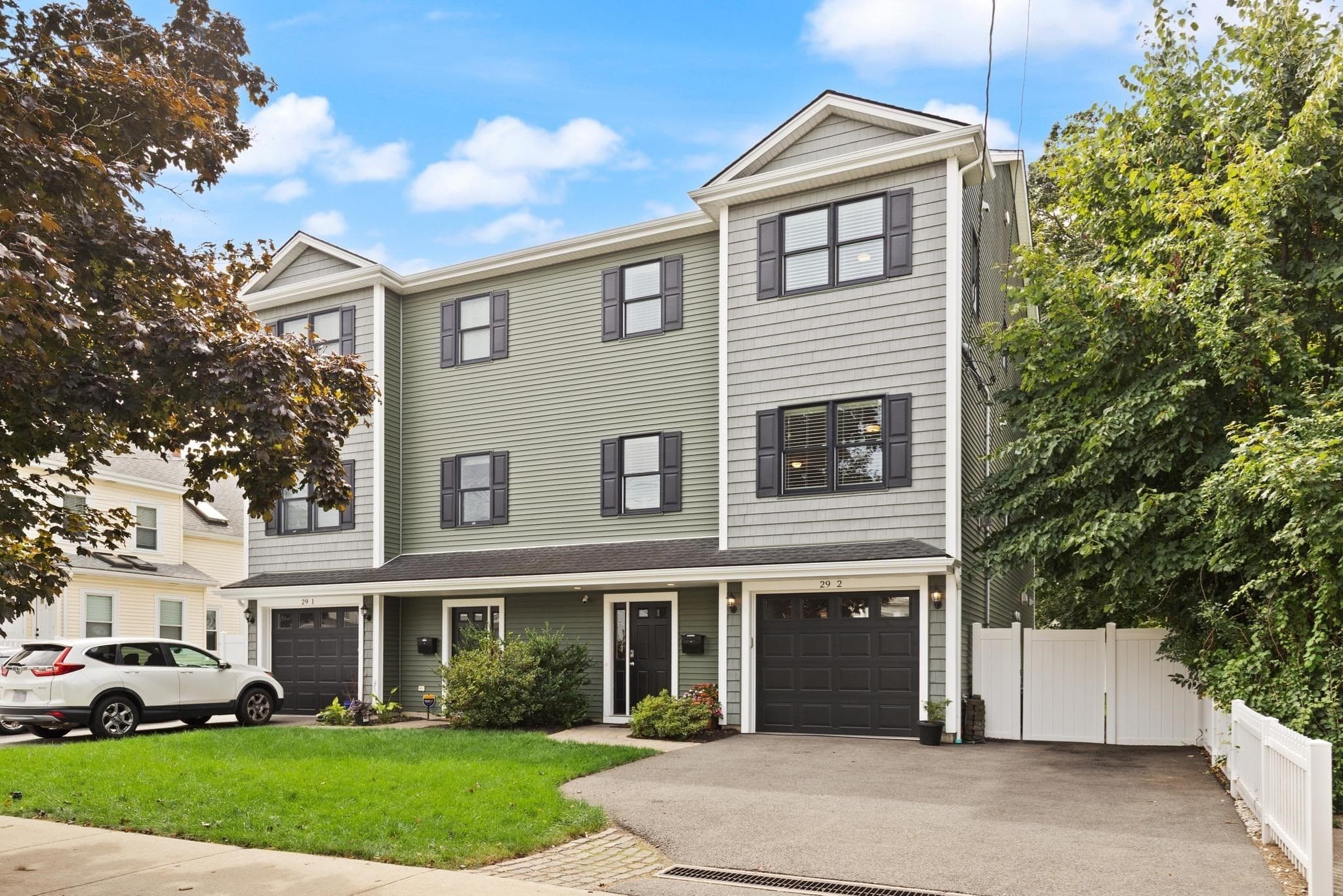 29 Wadsworth Ave # 2, Waltham MA 02453