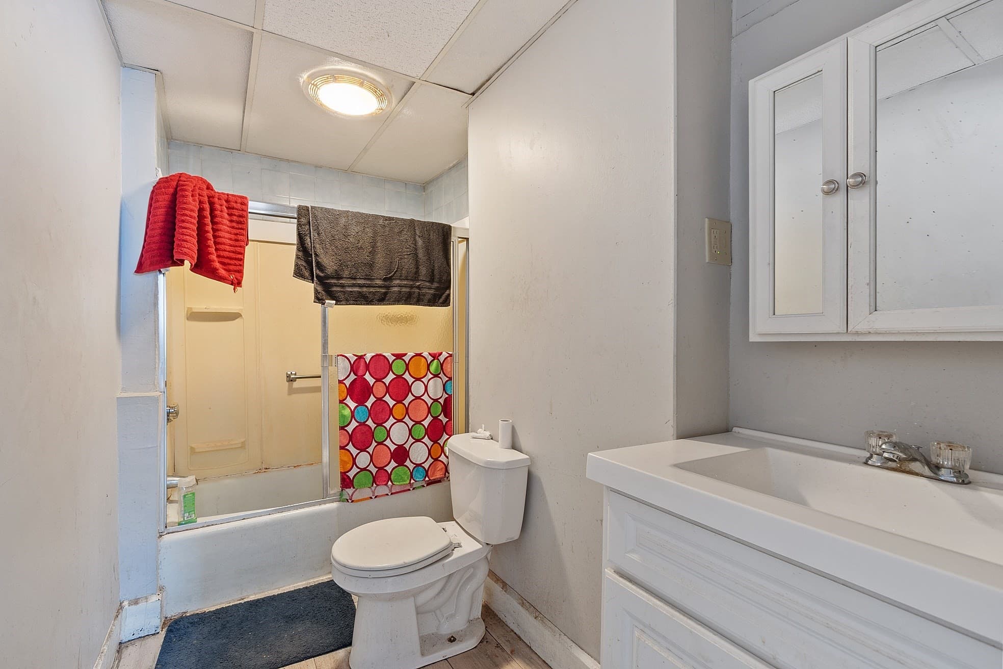 Multi Family at 15 Genessee St, Worcester MA 01603, Worcester, photo 16 of 37