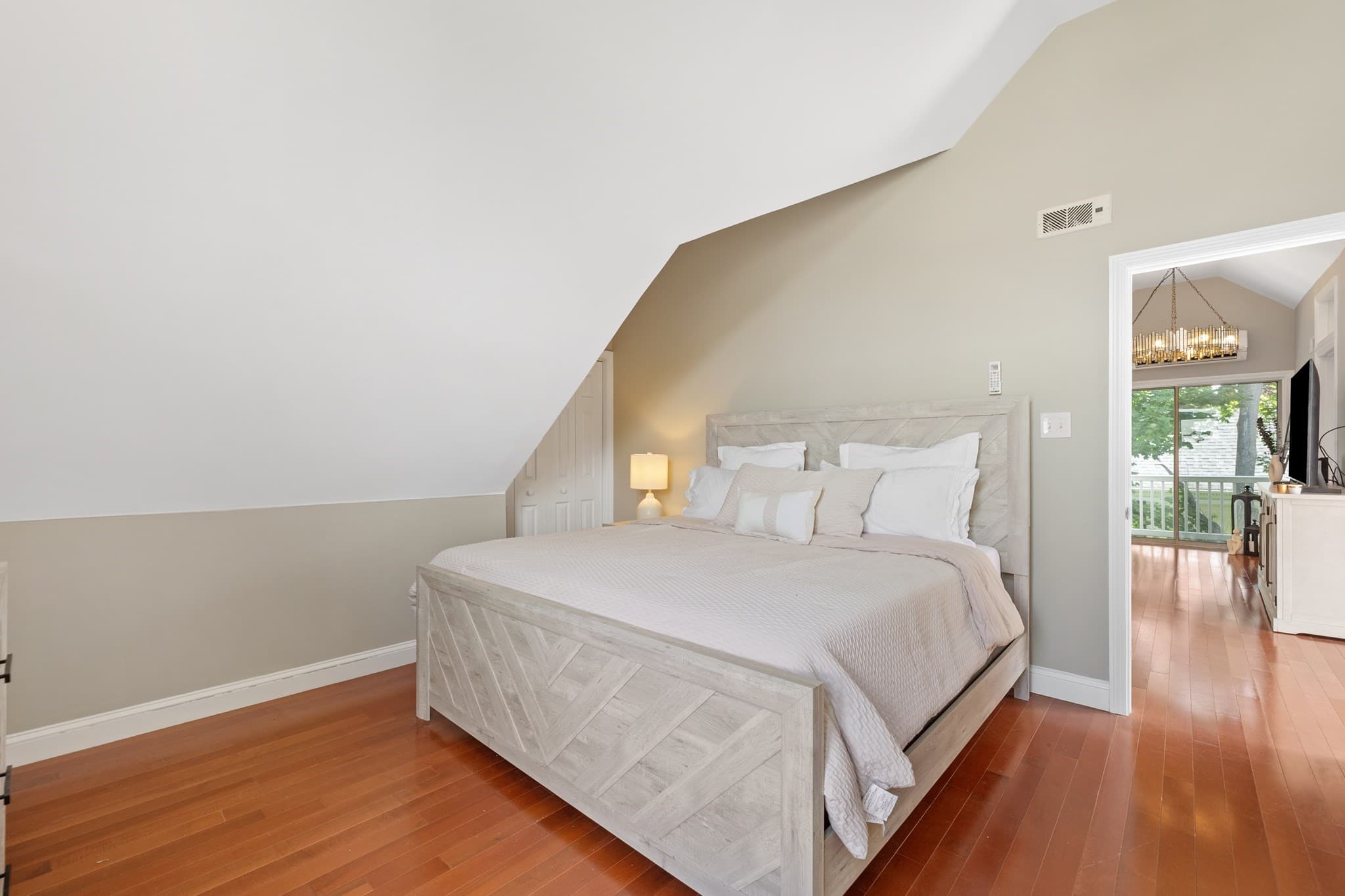Condominium at 40 Chestnut St # 3, Andover MA 01810, Andover, photo 14 of 26