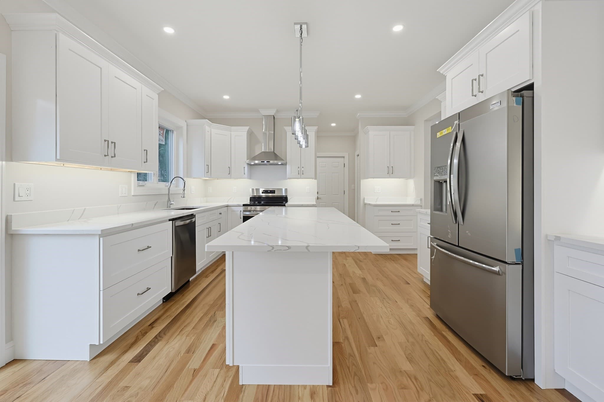 Single Family Residence at 69 Denfield Rd, Charlton MA 01507, Charlton, photo 5 of 40