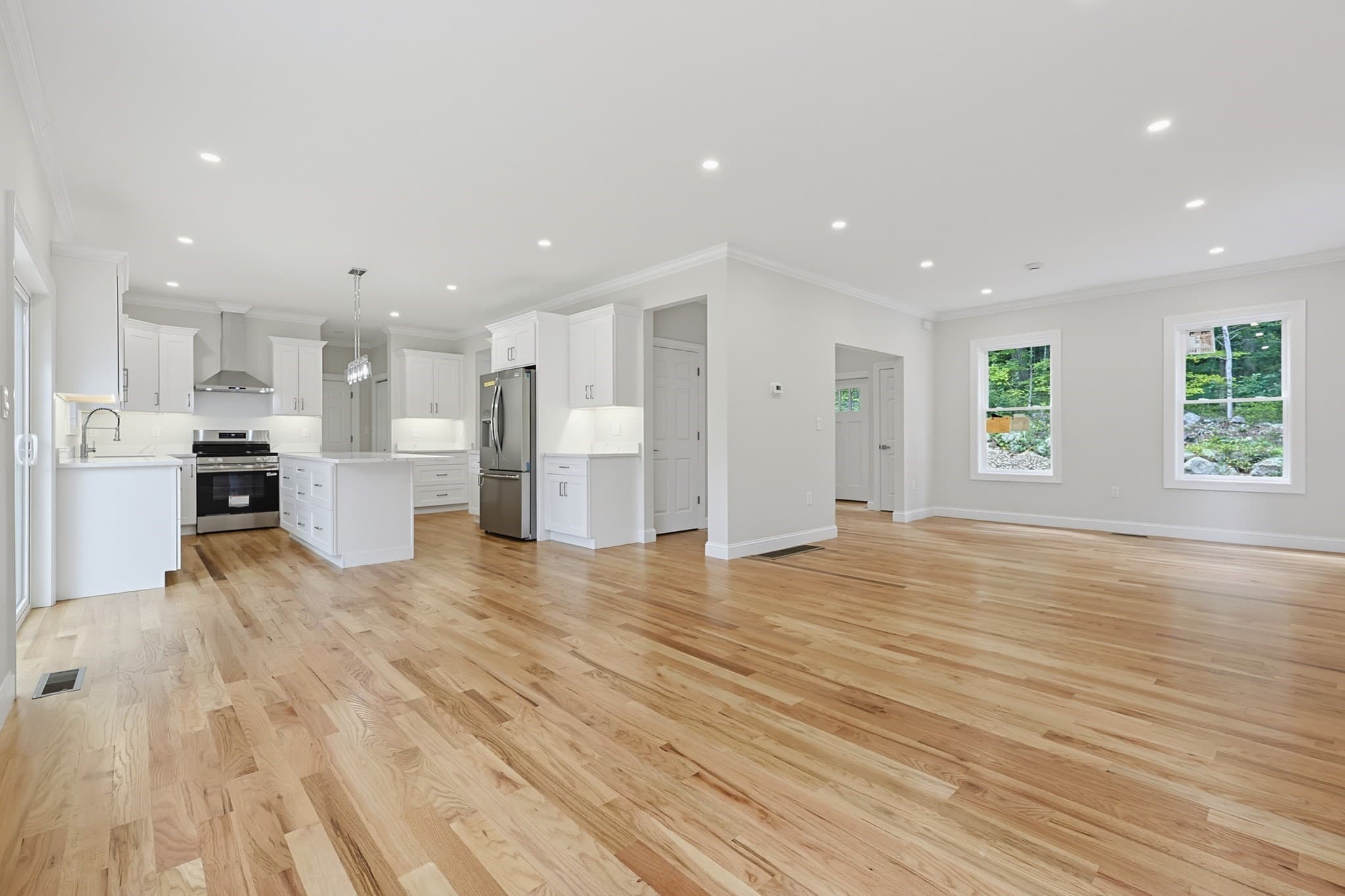 Single Family Residence at 69 Denfield Rd, Charlton MA 01507, Charlton, photo 8 of 40