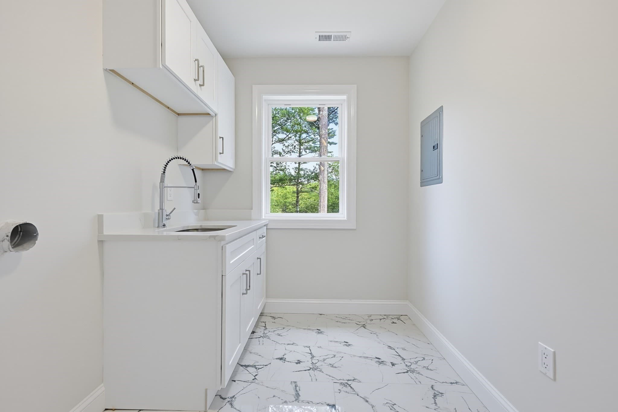 Single Family Residence at 69 Denfield Rd, Charlton MA 01507, Charlton, photo 25 of 40