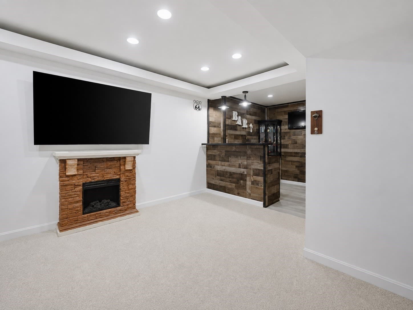 Condominium at 11 Weatherstone Dr # 11, Worcester MA 01604, Worcester, photo 21 of 22