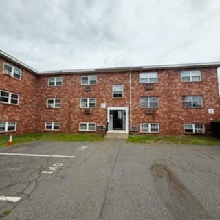 345 Hildreth St # 21, Lowell MA 01850