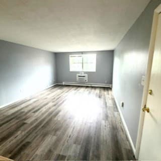 Condominium at 345 Hildreth St # 21, Lowell MA 01850, Lowell, photo 8 of 13