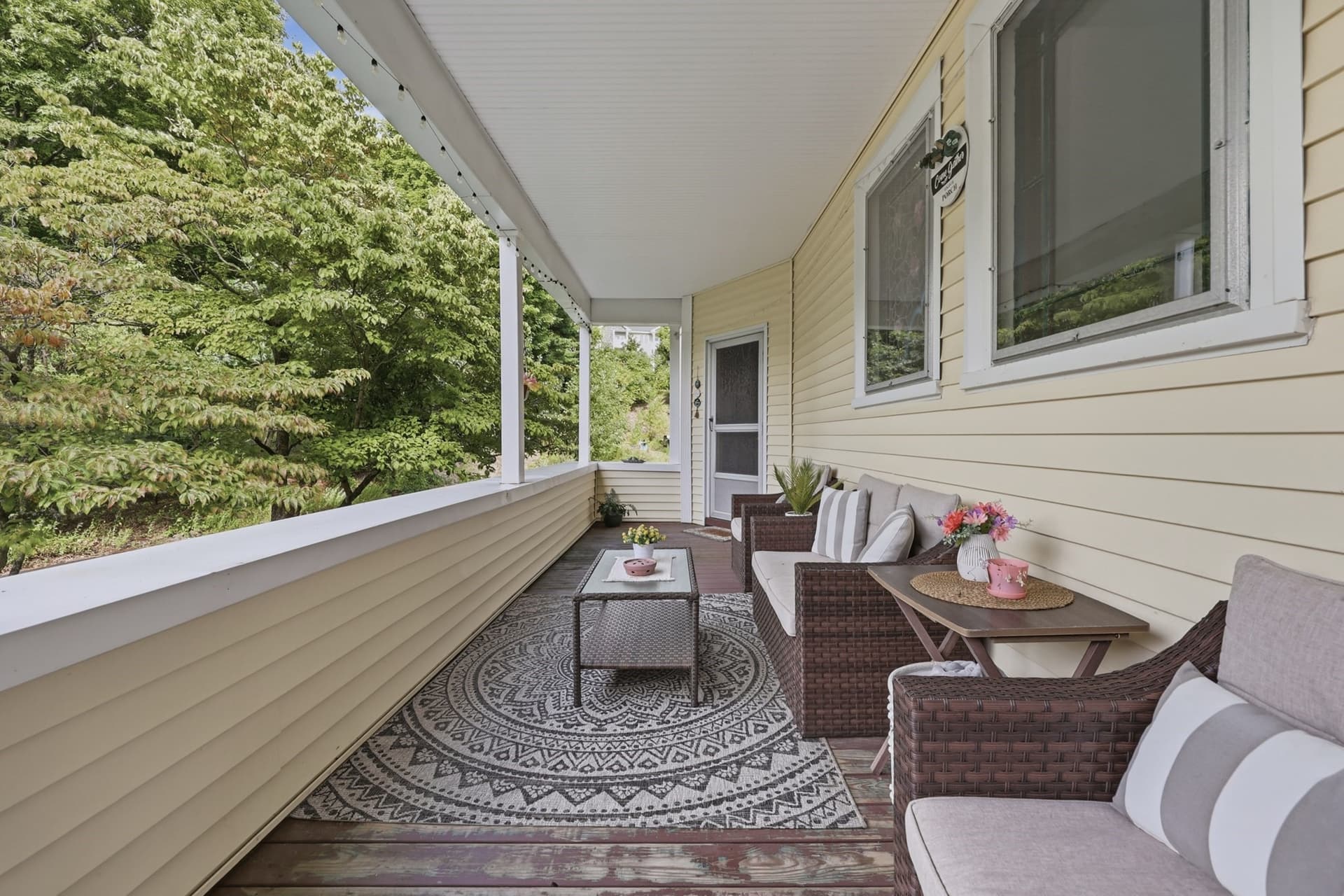 3 Family at 94 North Main Street, West Boylston MA 01583, photo 7 of 33